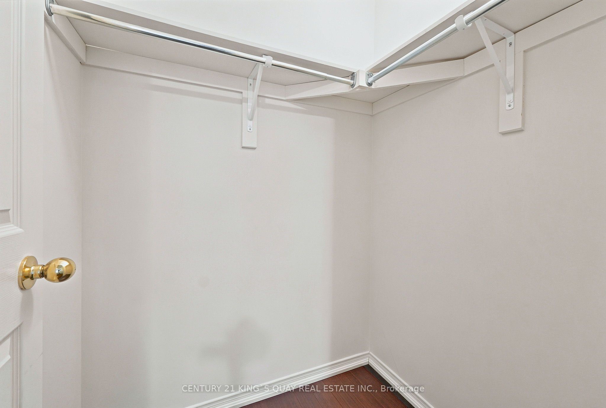 619 Evans Avenue 22 Property Photo 29