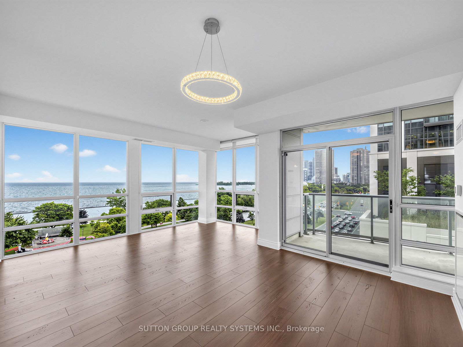 1910 Lake Shore Boulevard W 808 Property Photo 6
