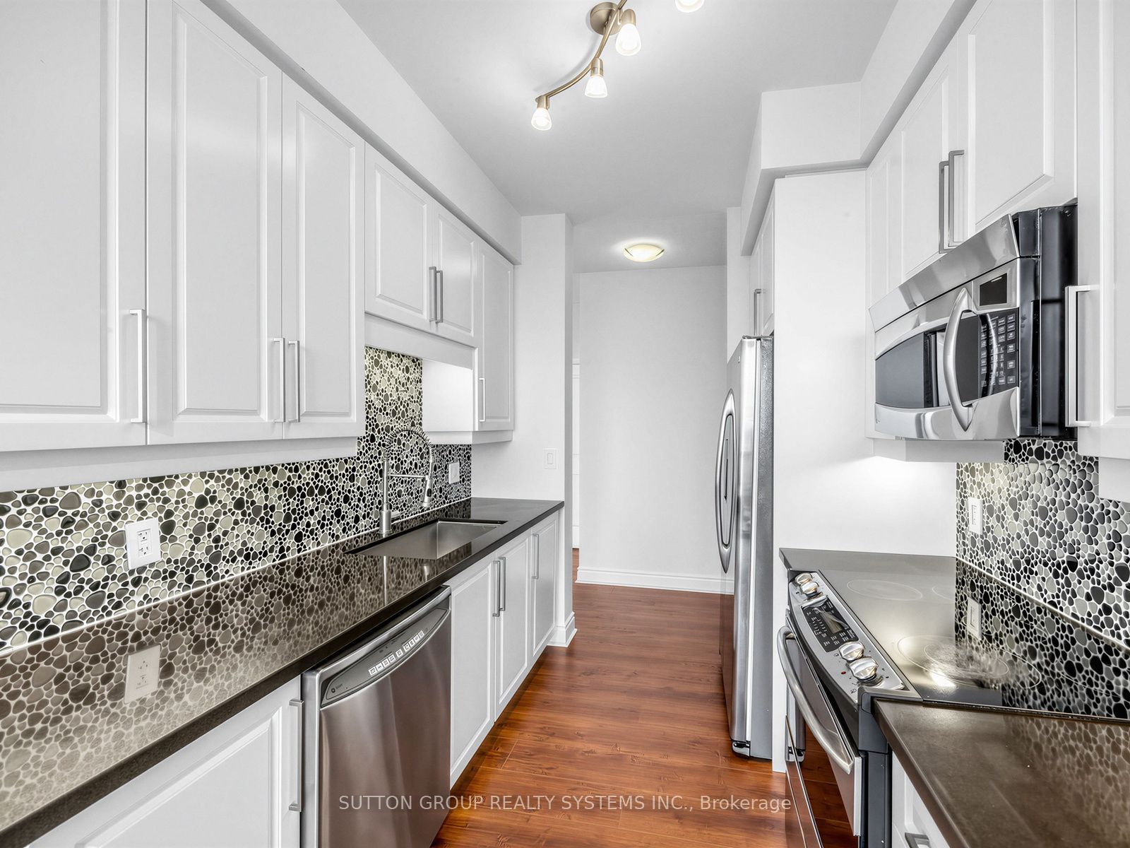 1910 Lake Shore Boulevard W 808 Property Photo 20