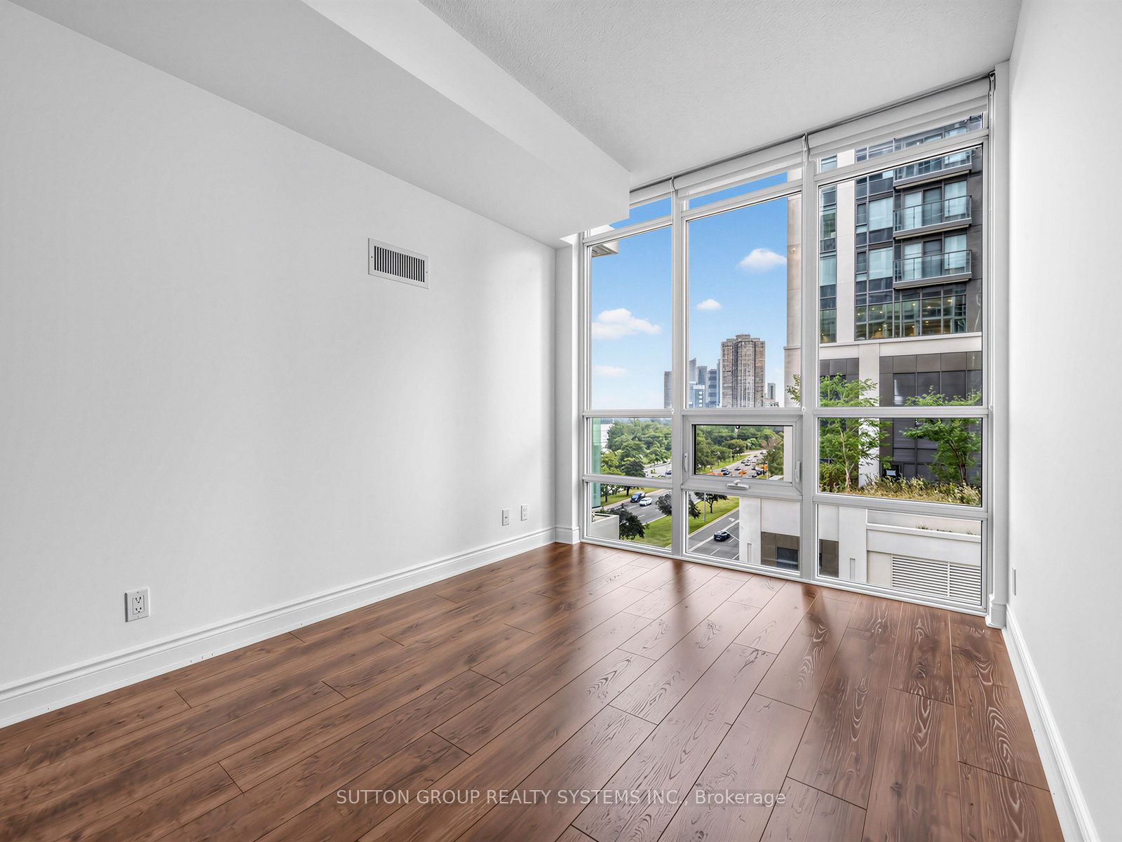 1910 Lake Shore Boulevard W 808 Property Photo 33