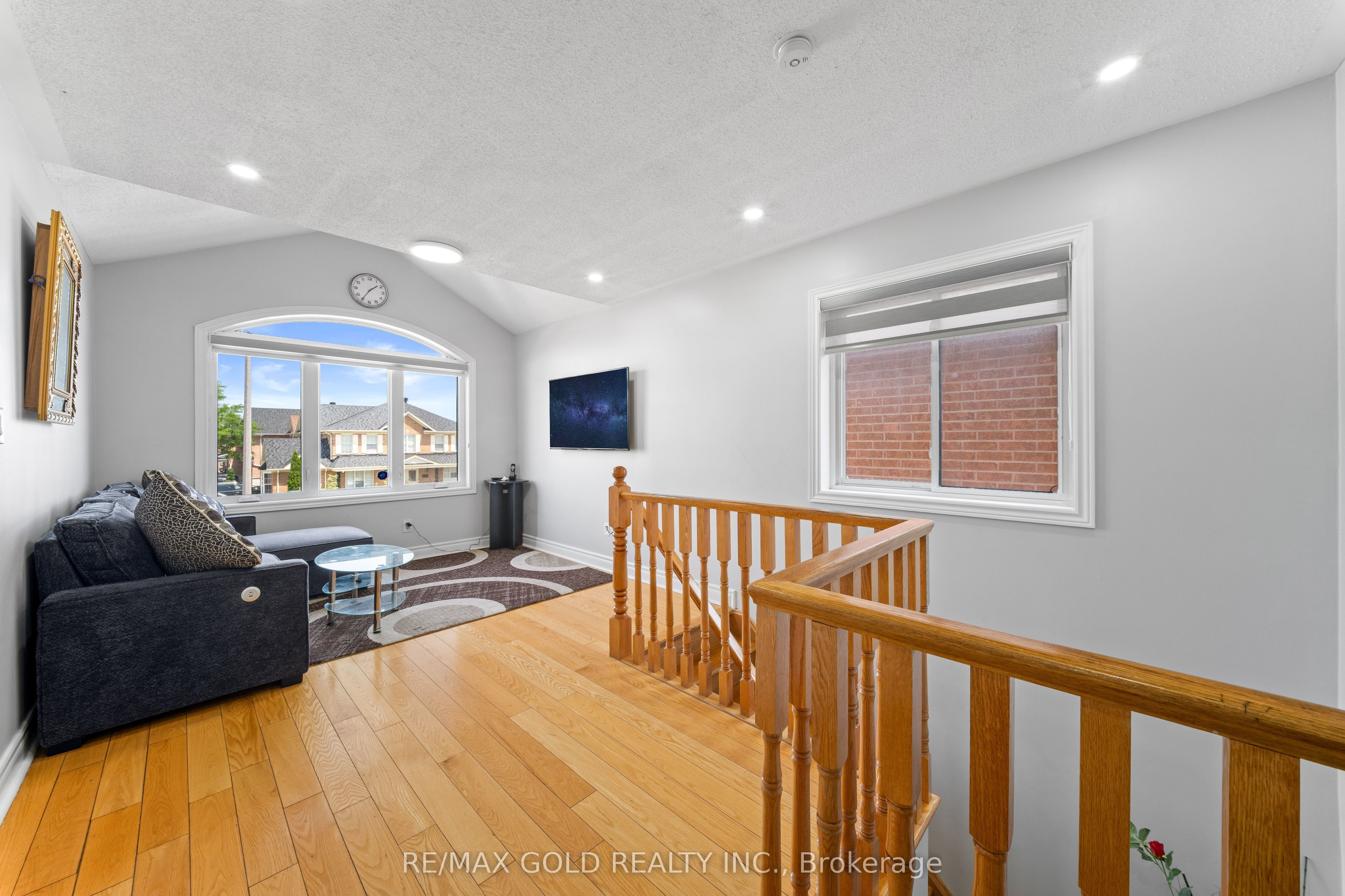 8 Bayridge Drive Property Photo 14