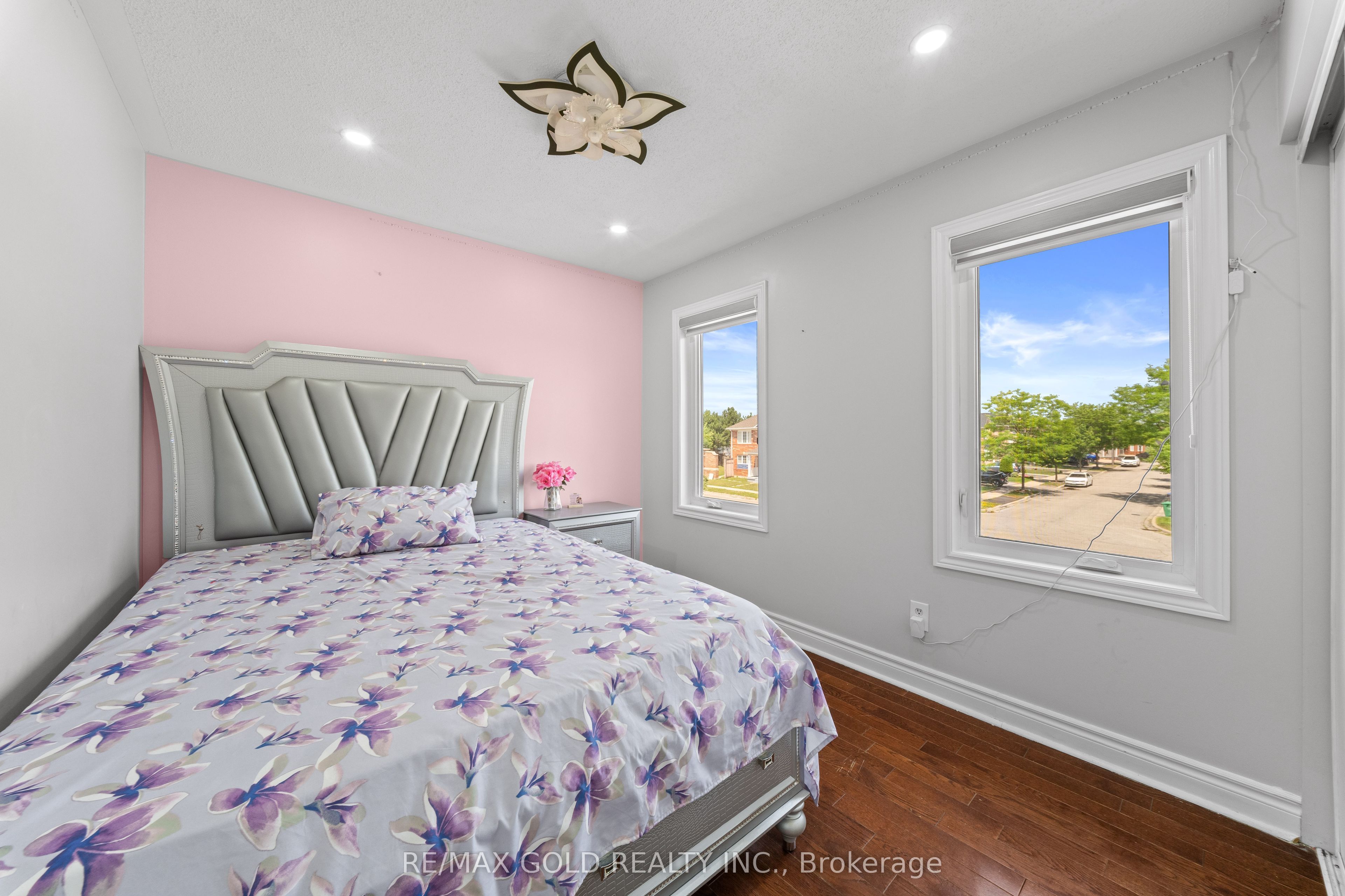 8 Bayridge Drive Property Photo 20