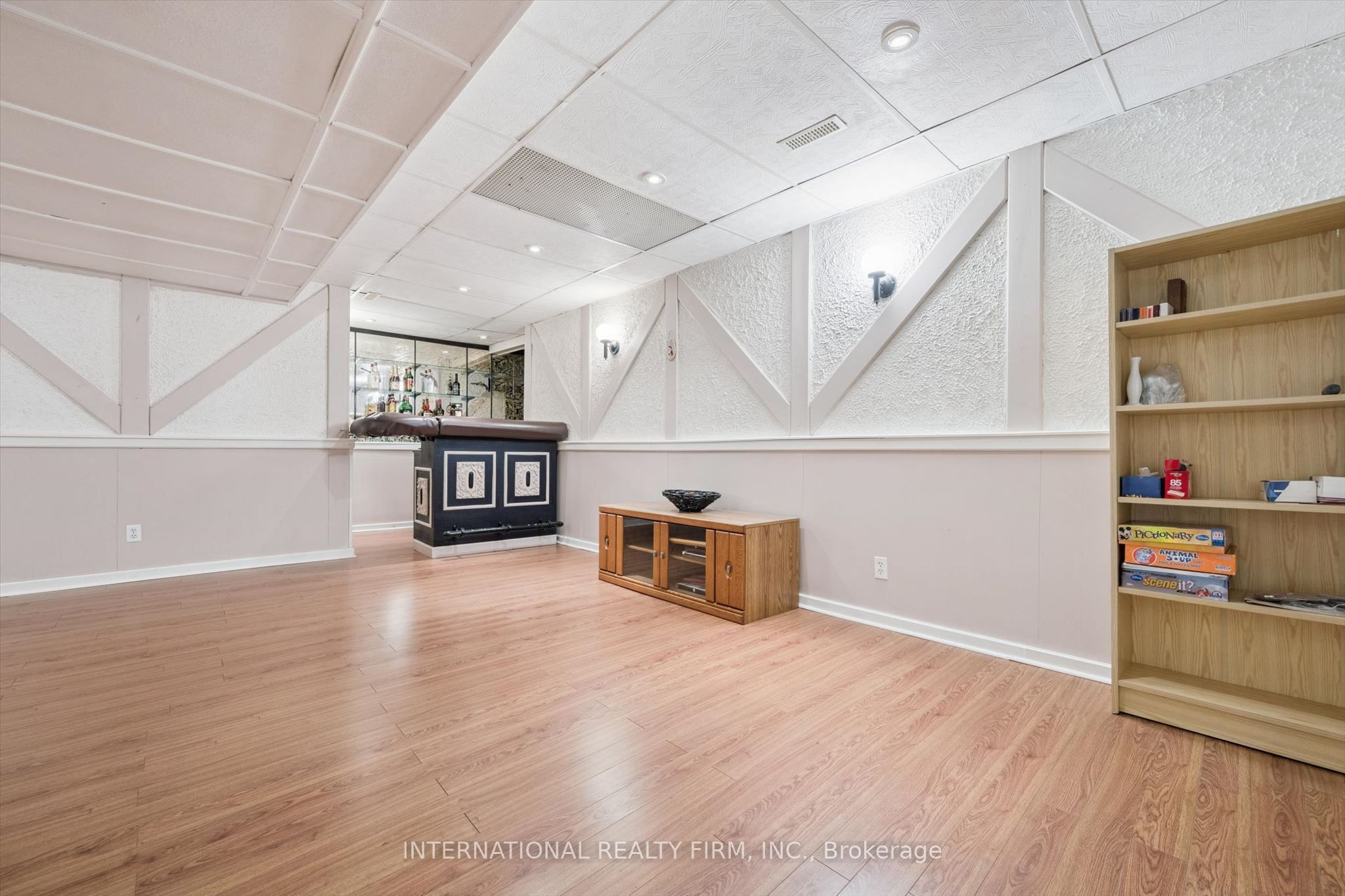 2659 Constable Road Property Photo 23