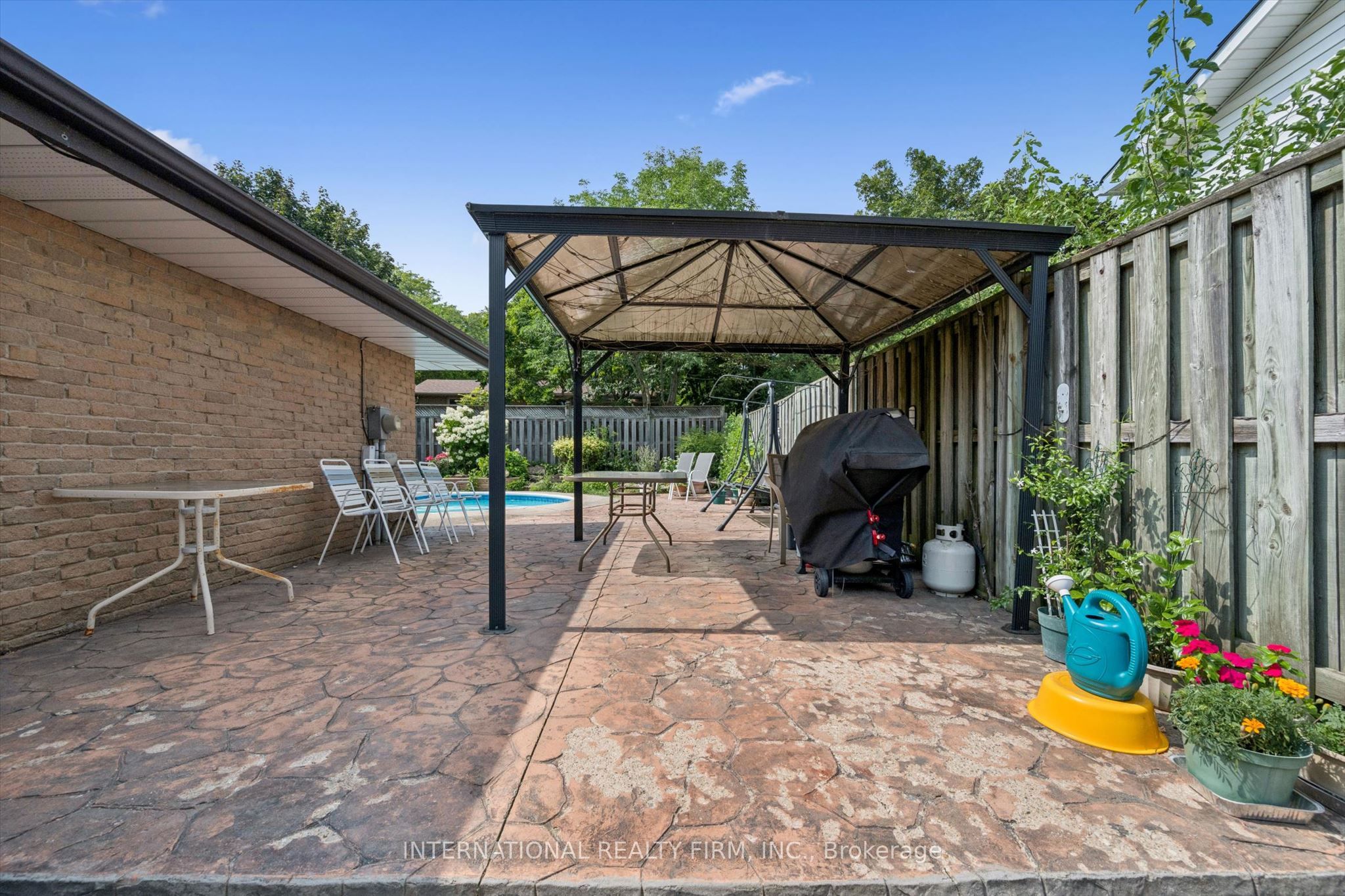 2659 Constable Road Property Photo 34