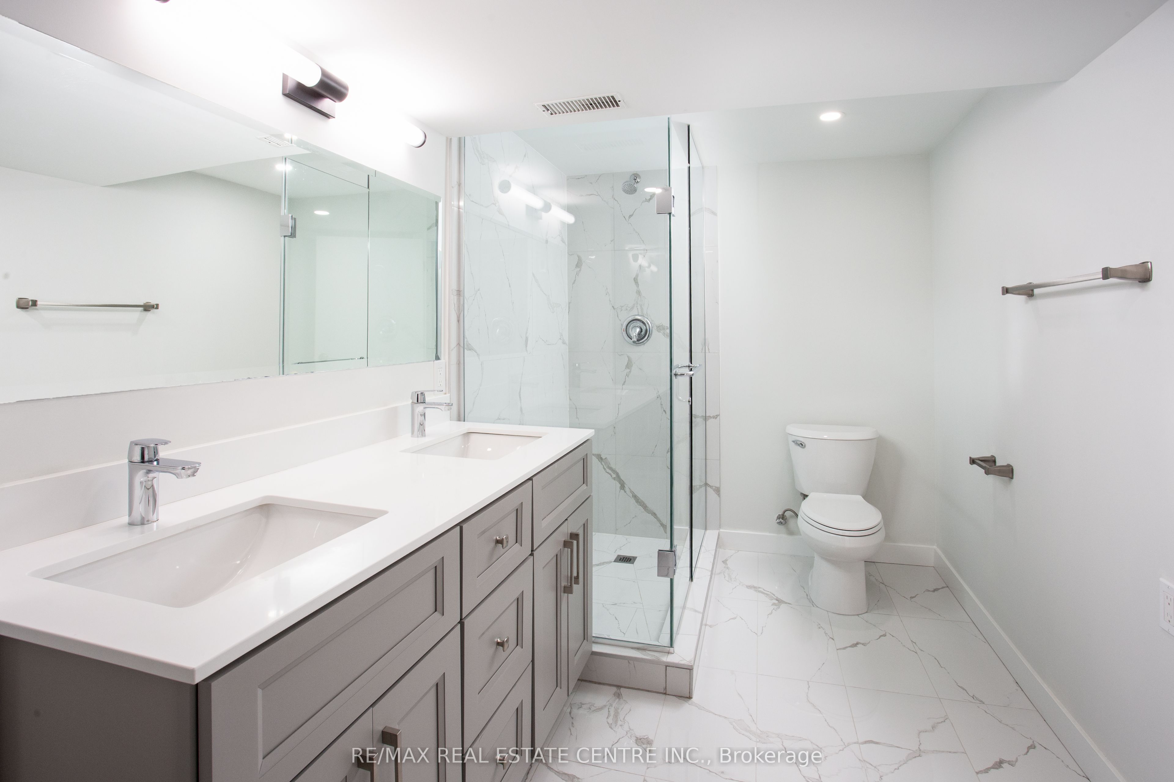 446 Willis Drive Property Photo 24