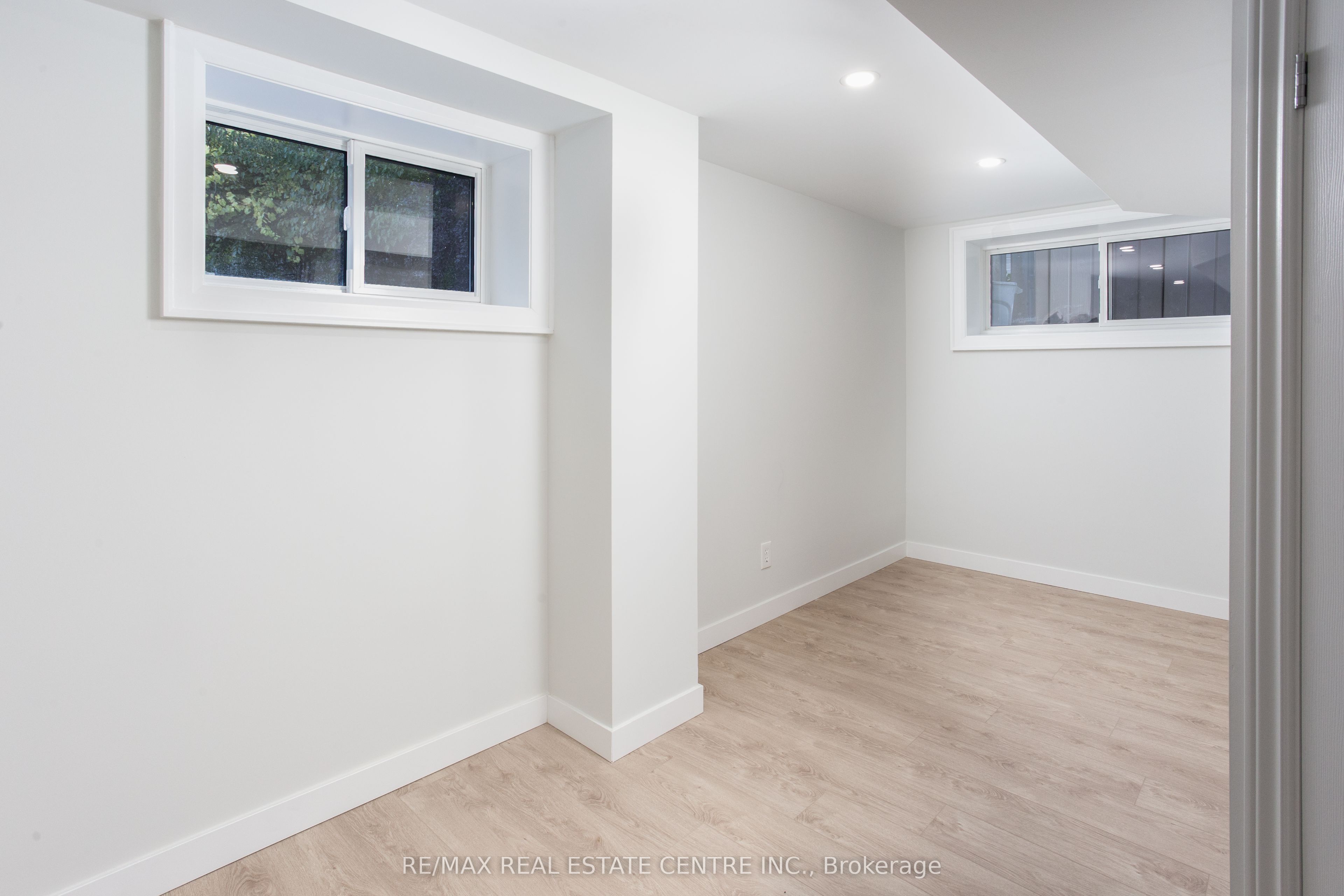 446 Willis Drive Property Photo 27
