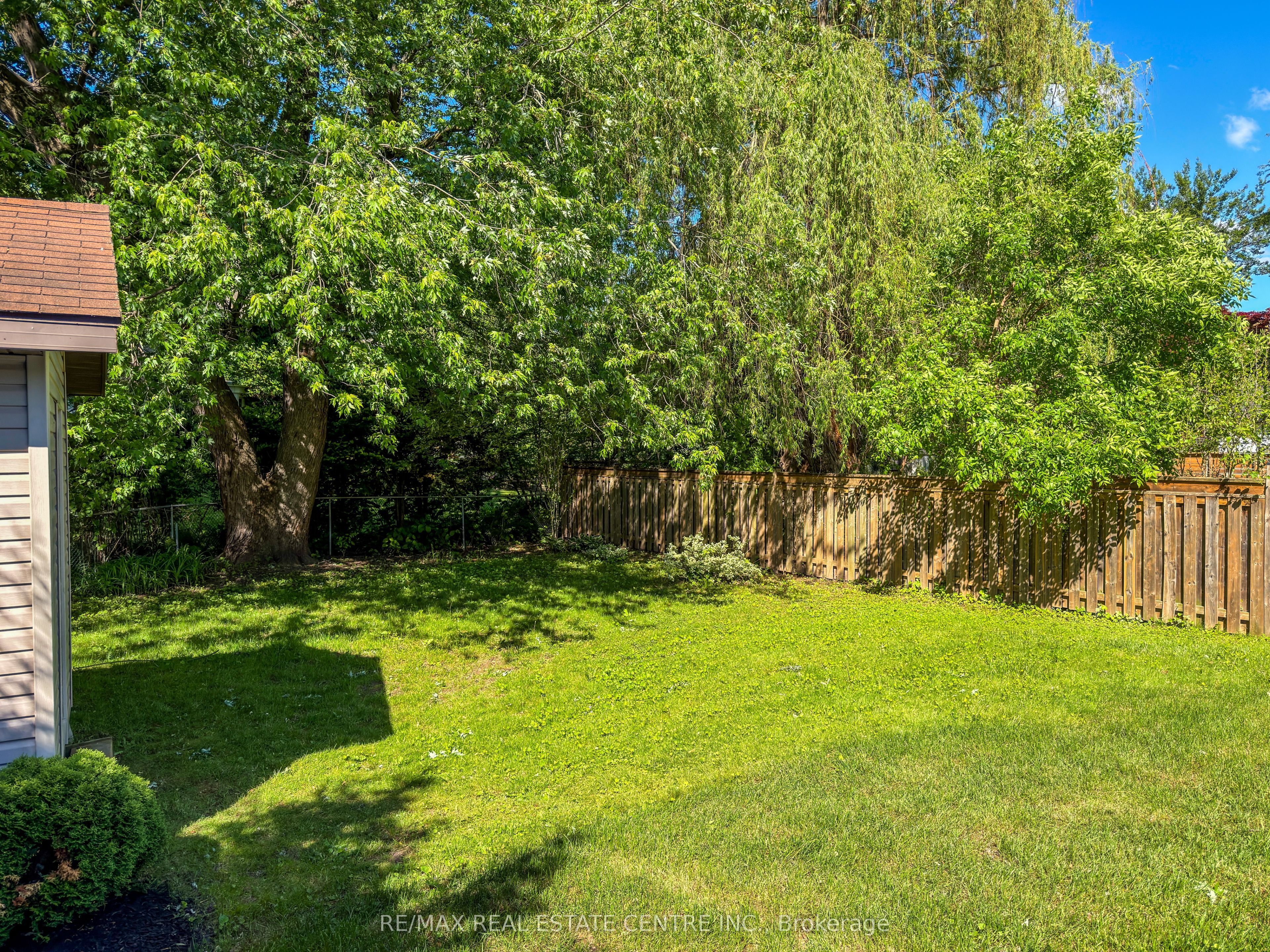 446 Willis Drive Property Photo 32