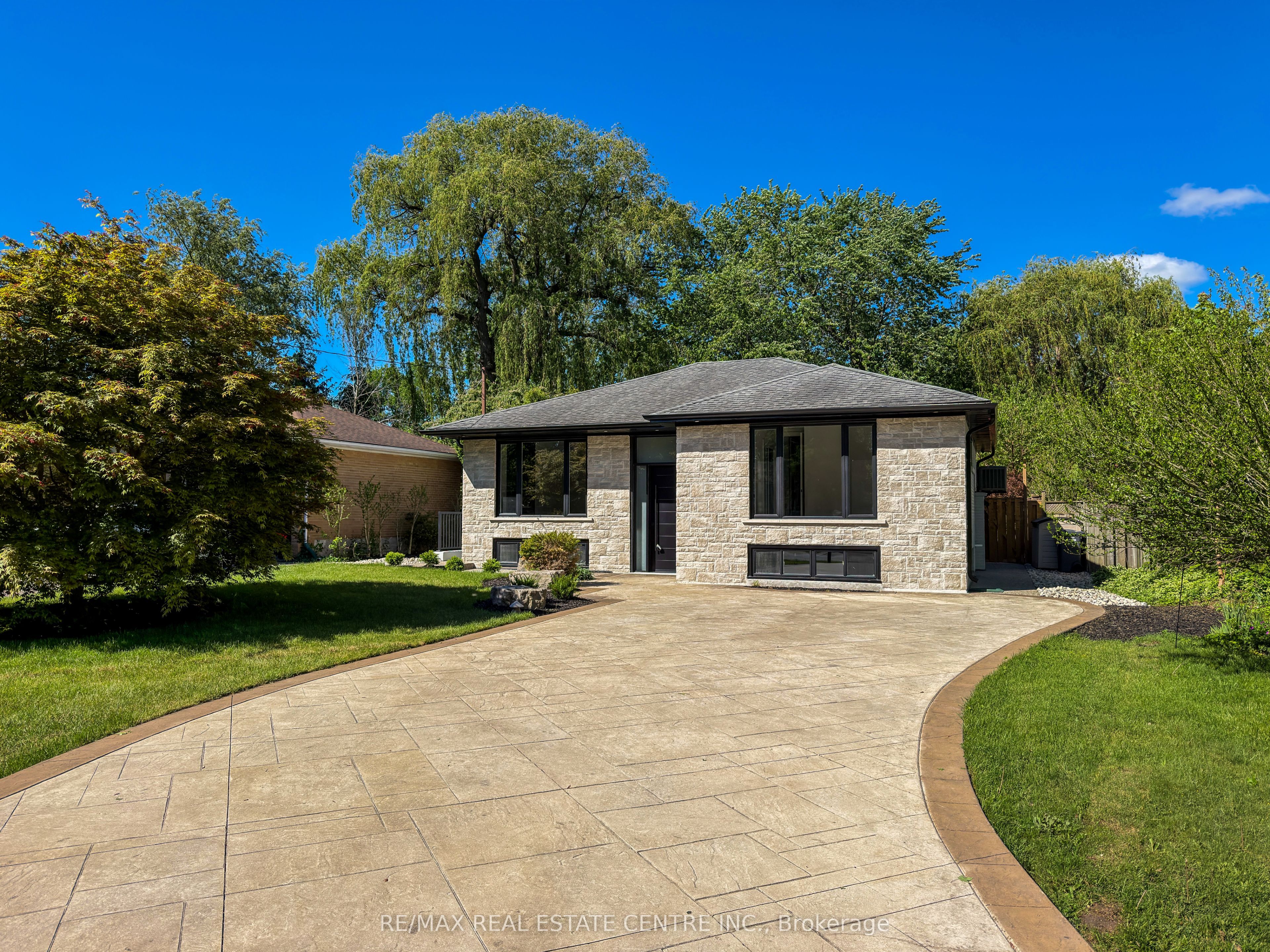 446 Willis Drive Property Photo 35