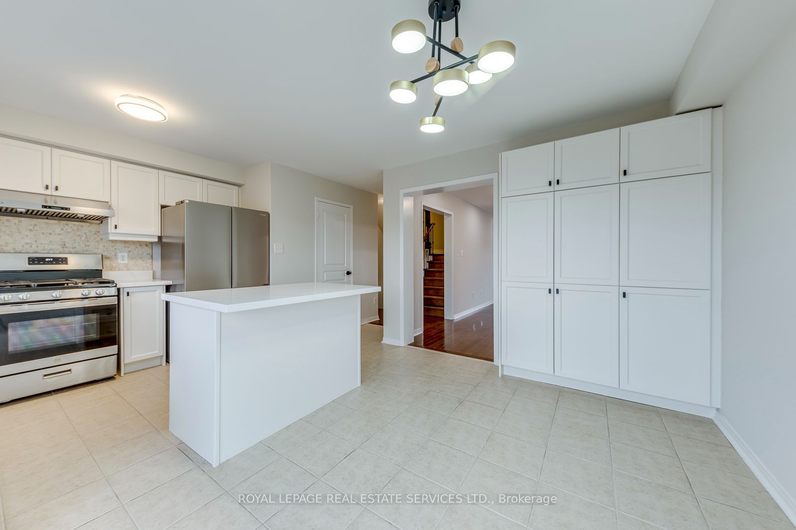2418 Adamvale Crescent Property Photo 13