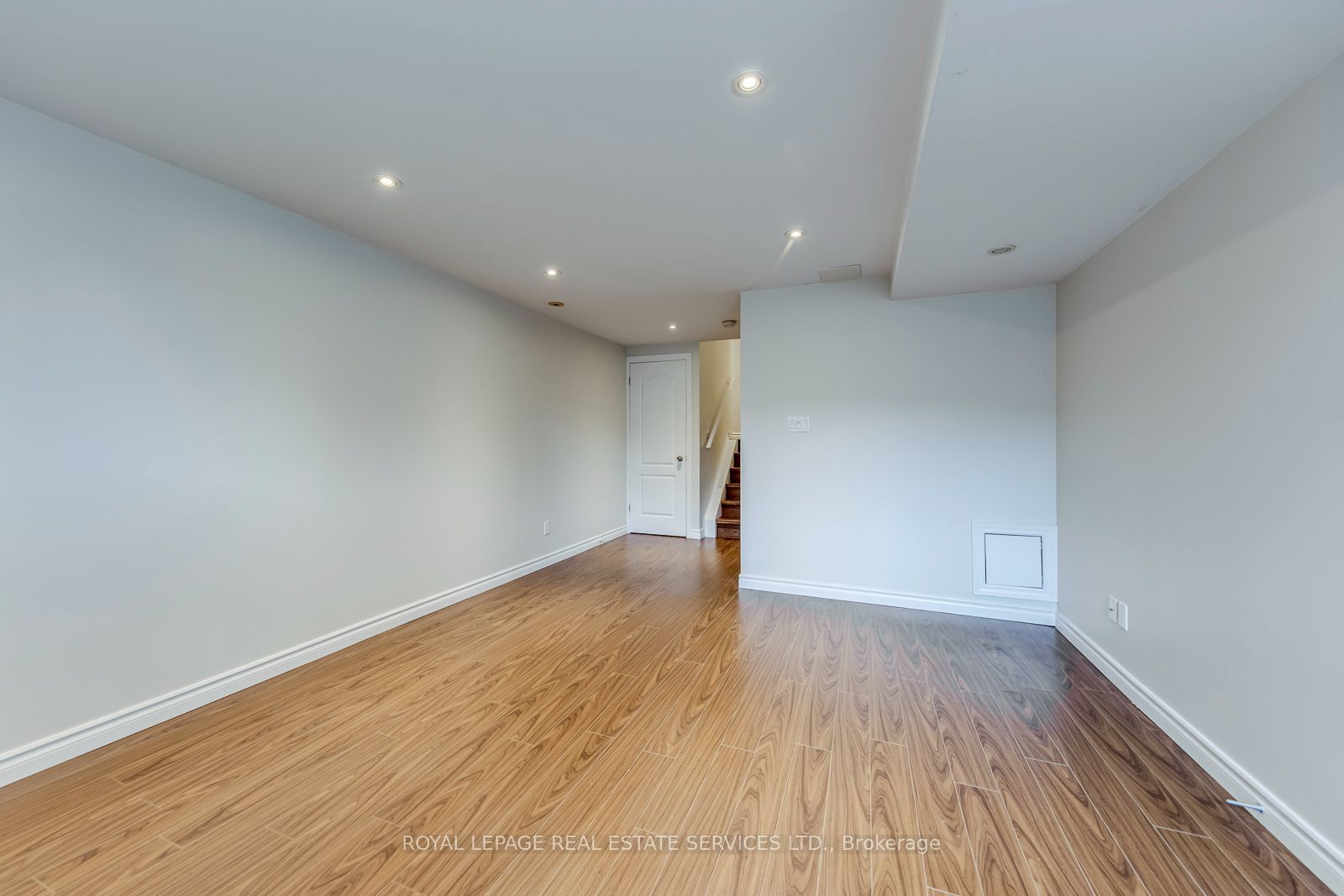 2418 Adamvale Crescent Property Photo 39