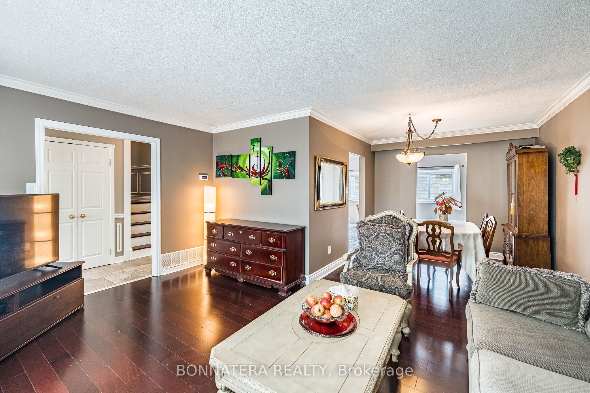 1324 Aldridge Crescent Property Photo 11