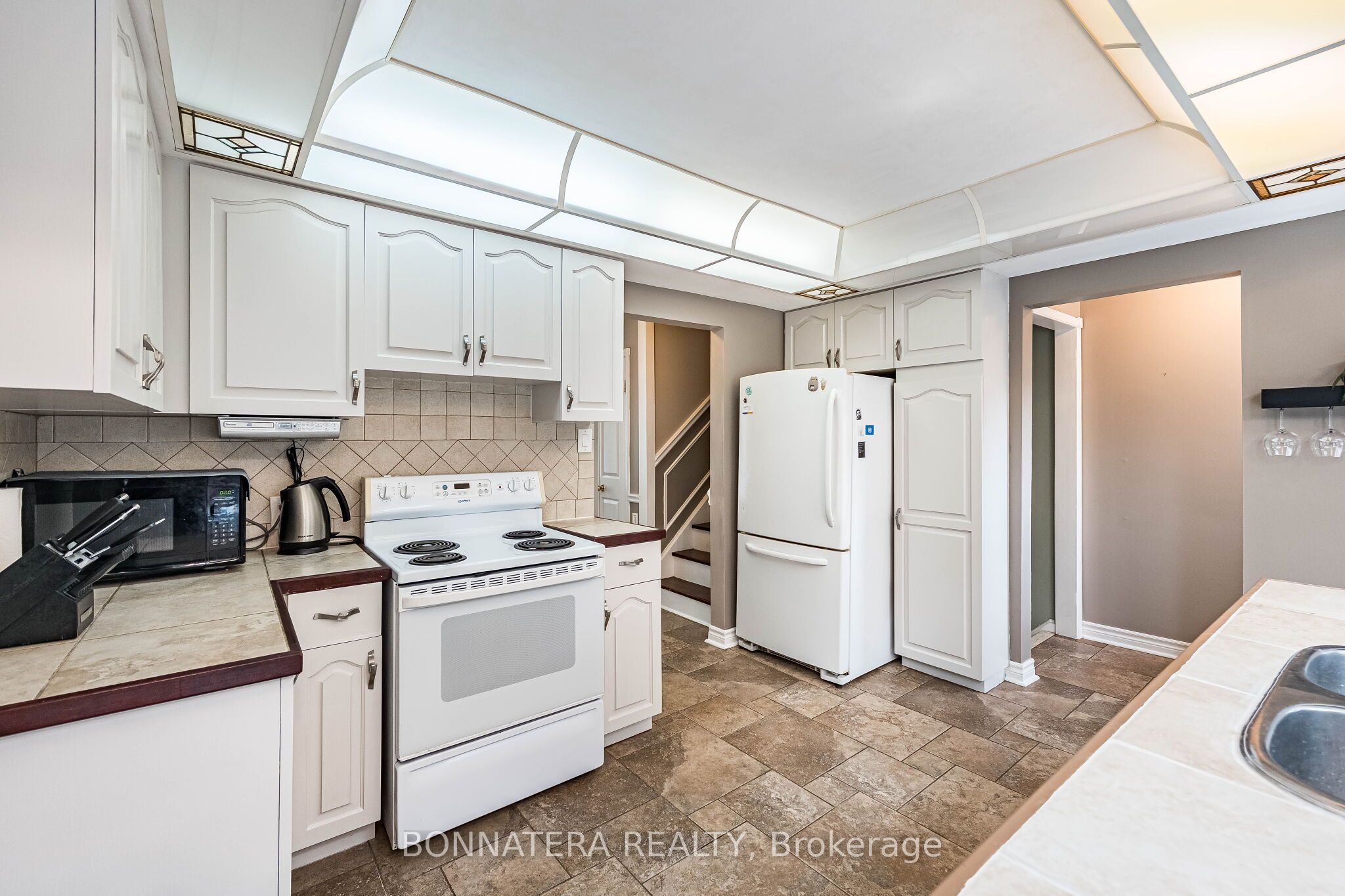 1324 Aldridge Crescent Property Photo 17