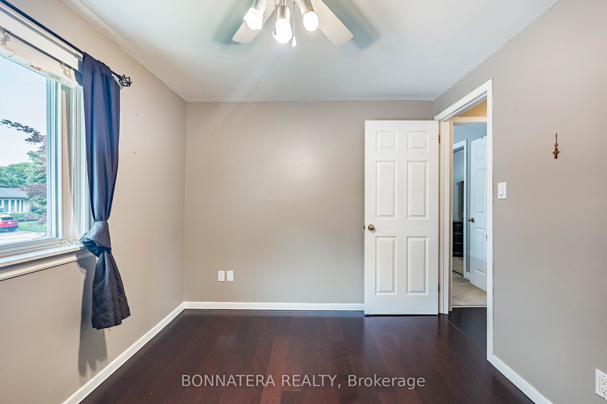 1324 Aldridge Crescent Property Photo 29