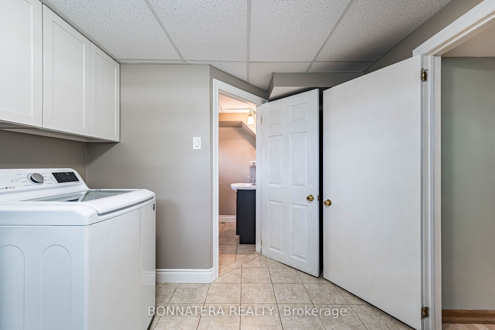 1324 Aldridge Crescent Property Photo 36