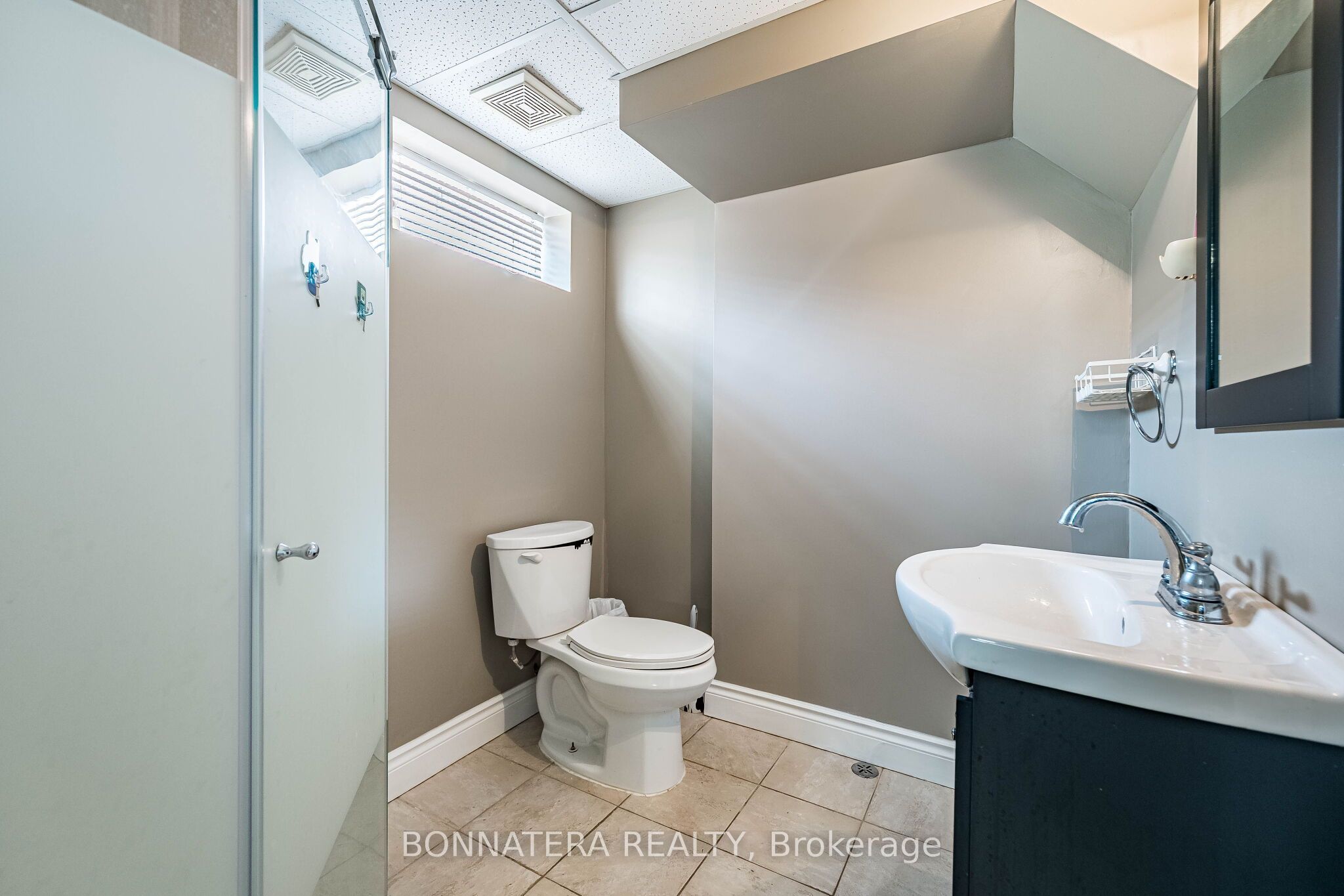 1324 Aldridge Crescent Property Photo 38