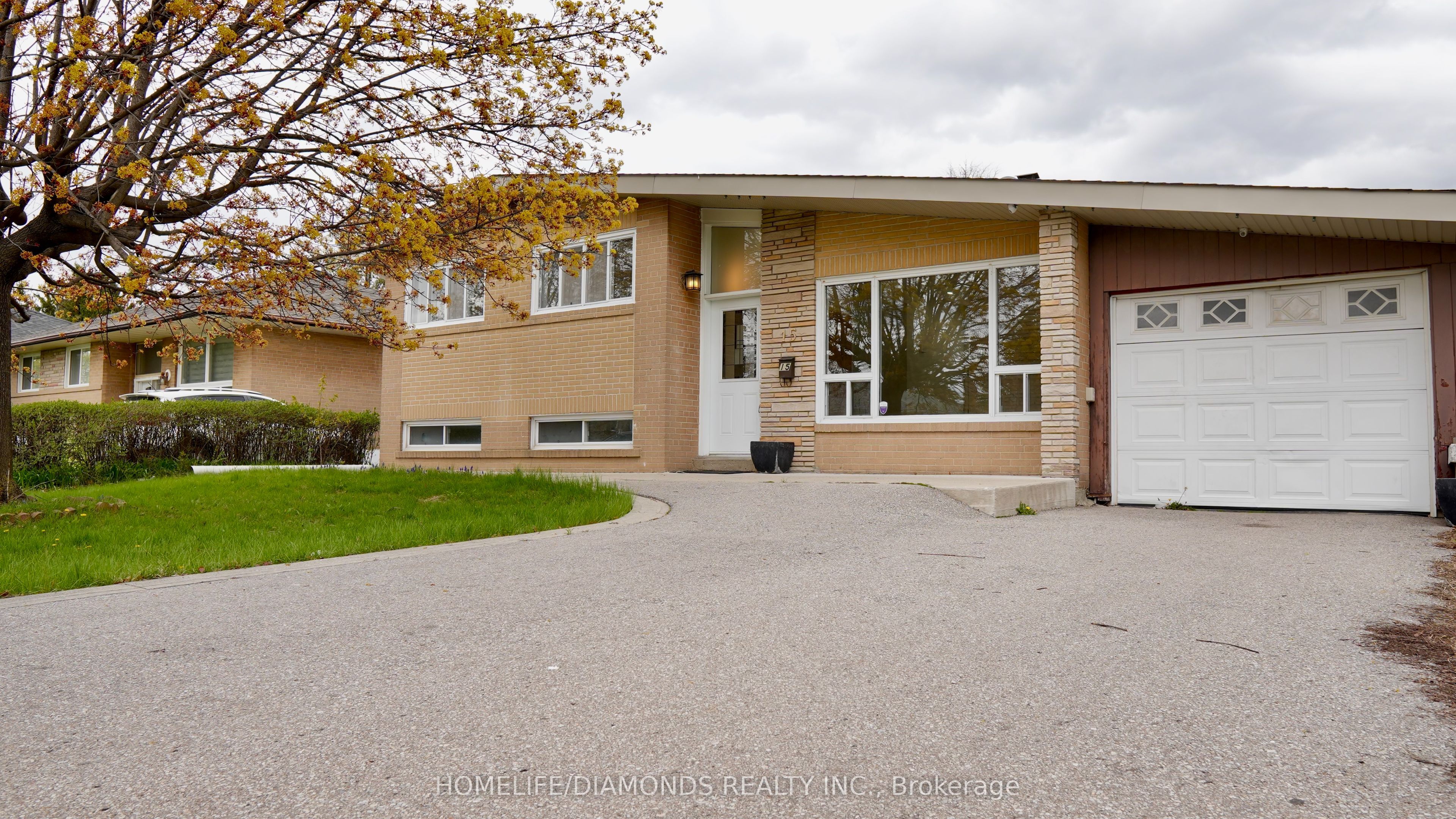 15 Athlone Avenue Property Photo 1