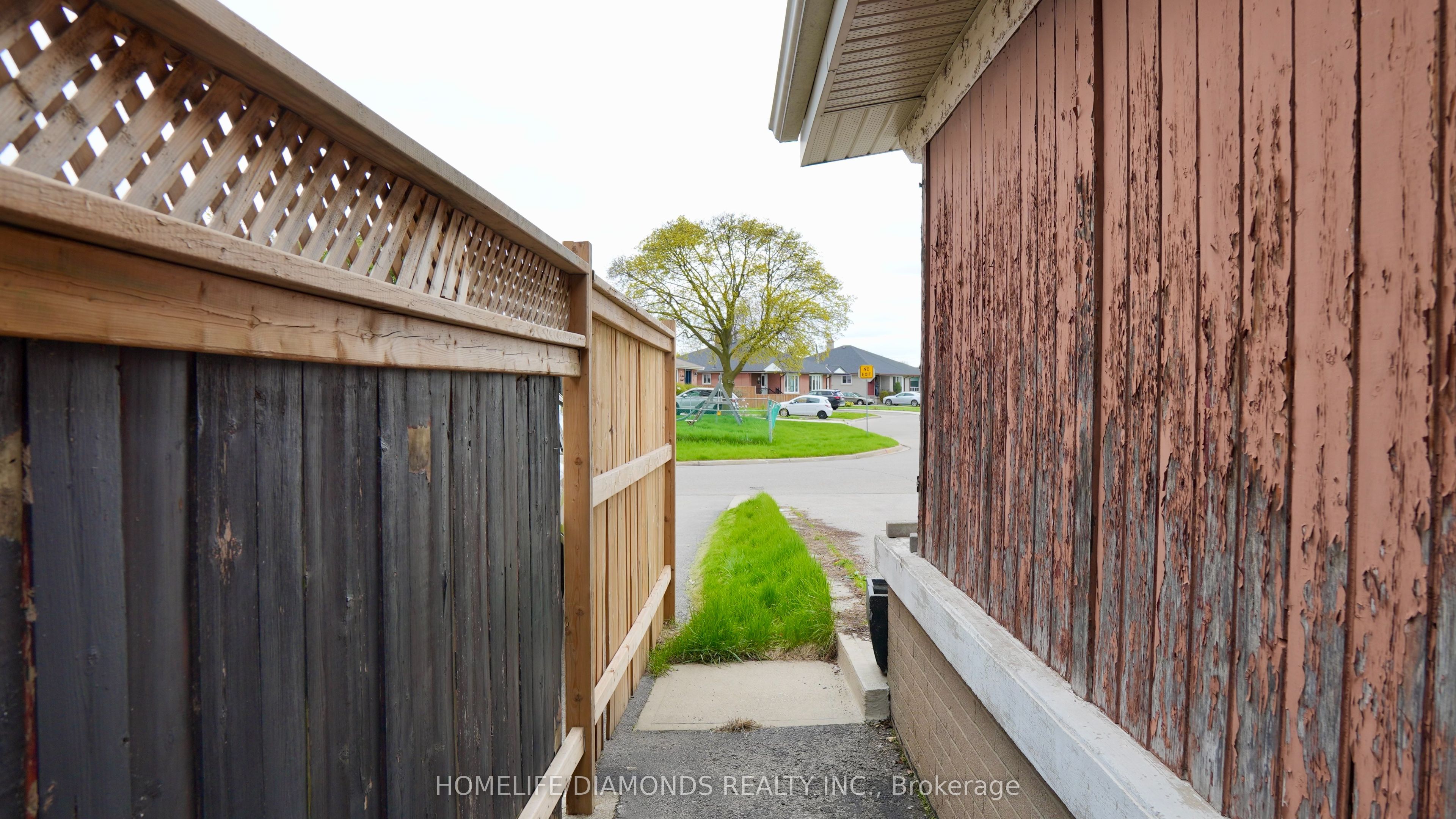 15 Athlone Avenue Property Photo 16