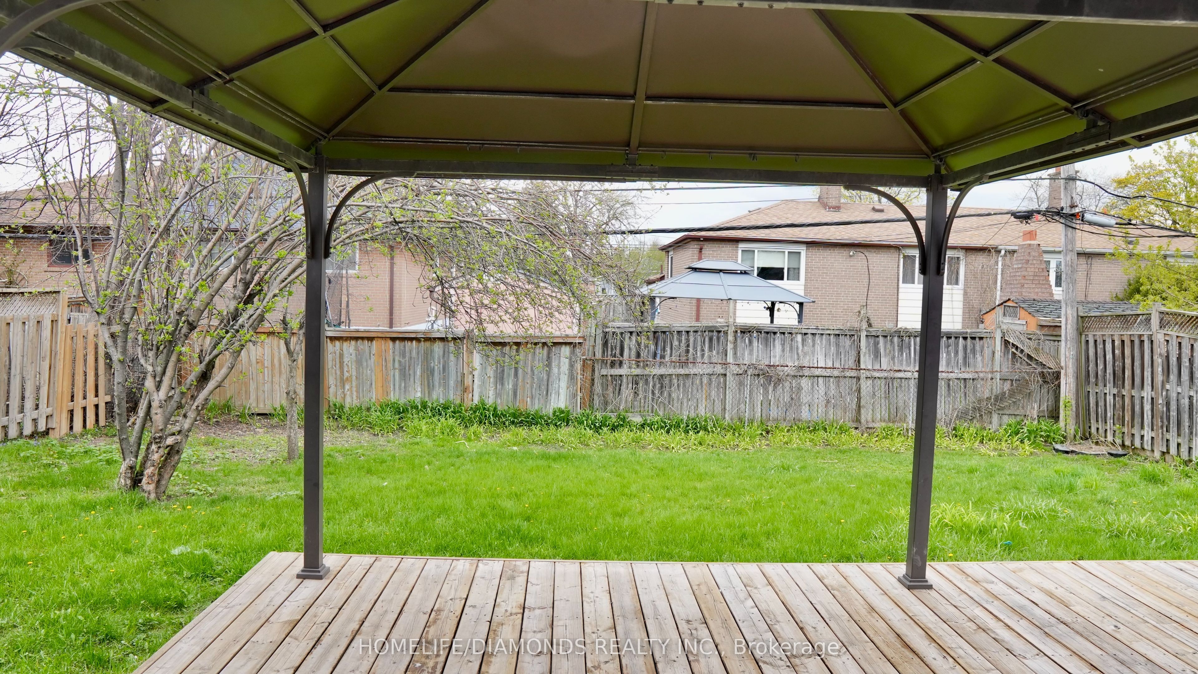 15 Athlone Avenue Property Photo 17
