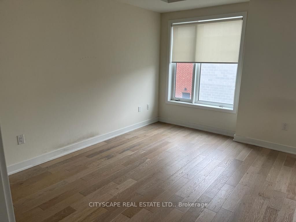 83 William Duncan Road Property Photo 23