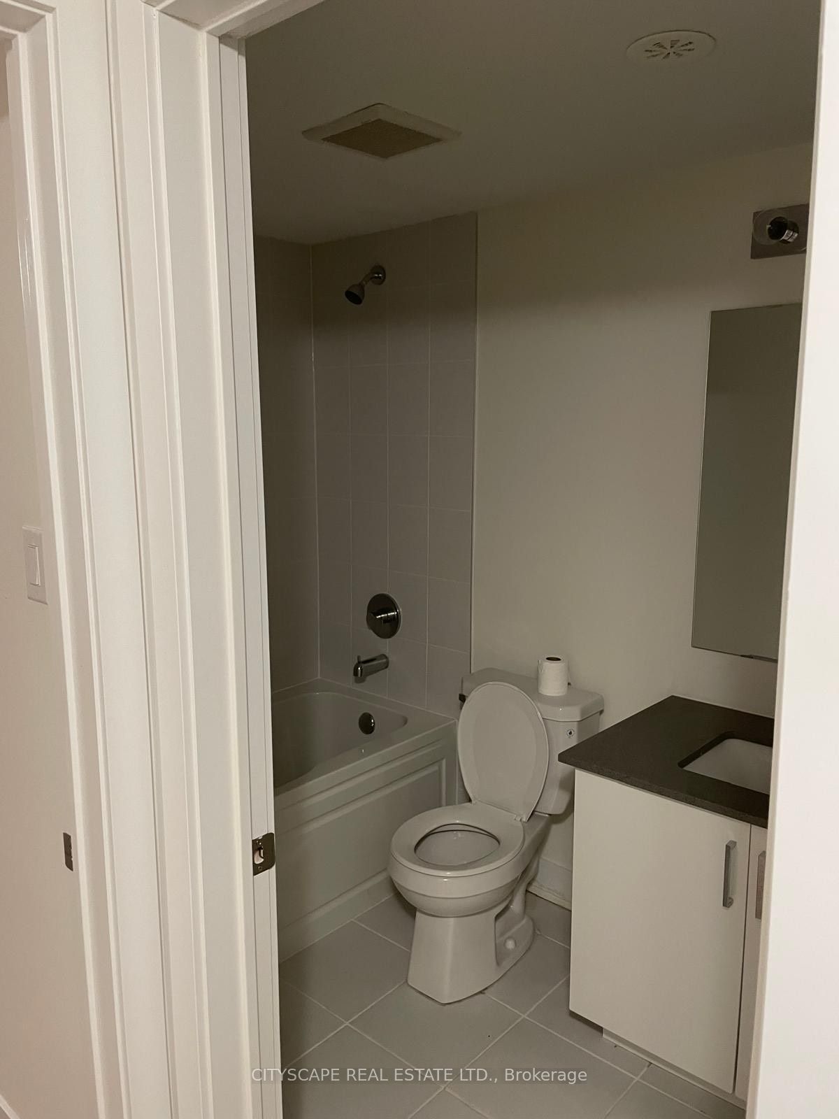 83 William Duncan Road Property Photo 31