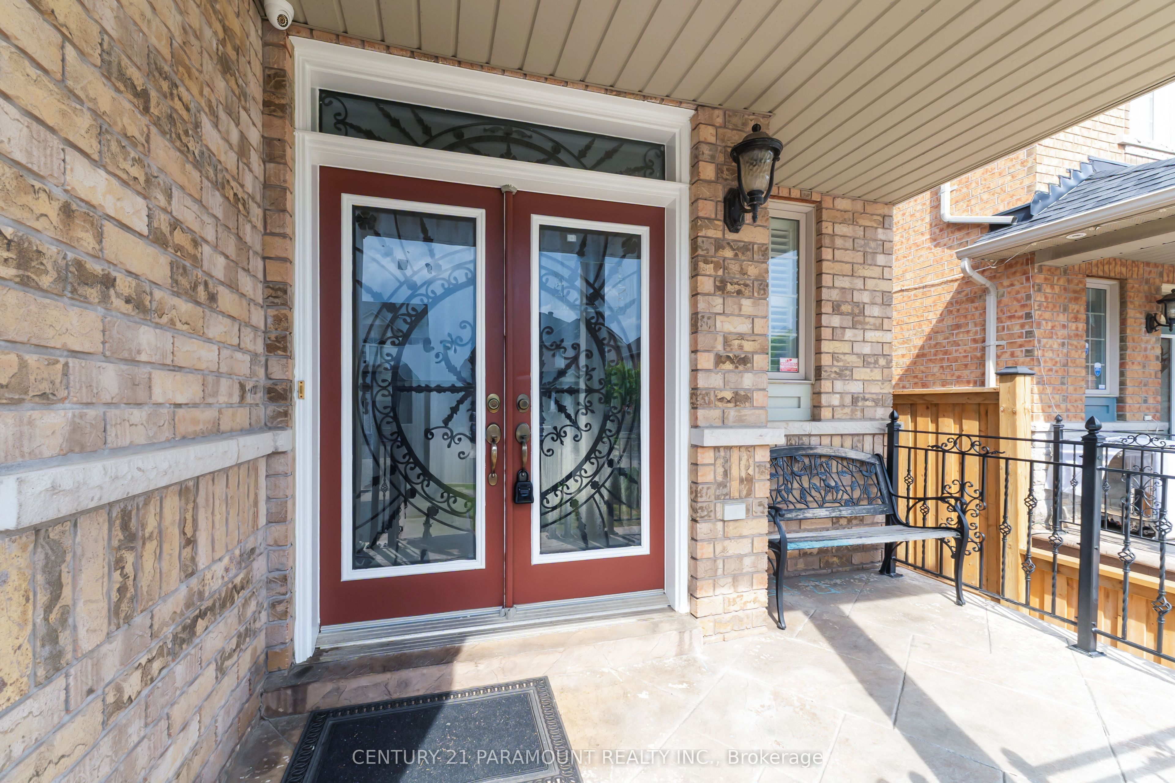56 Dovehaven Crescent Property Photo 2