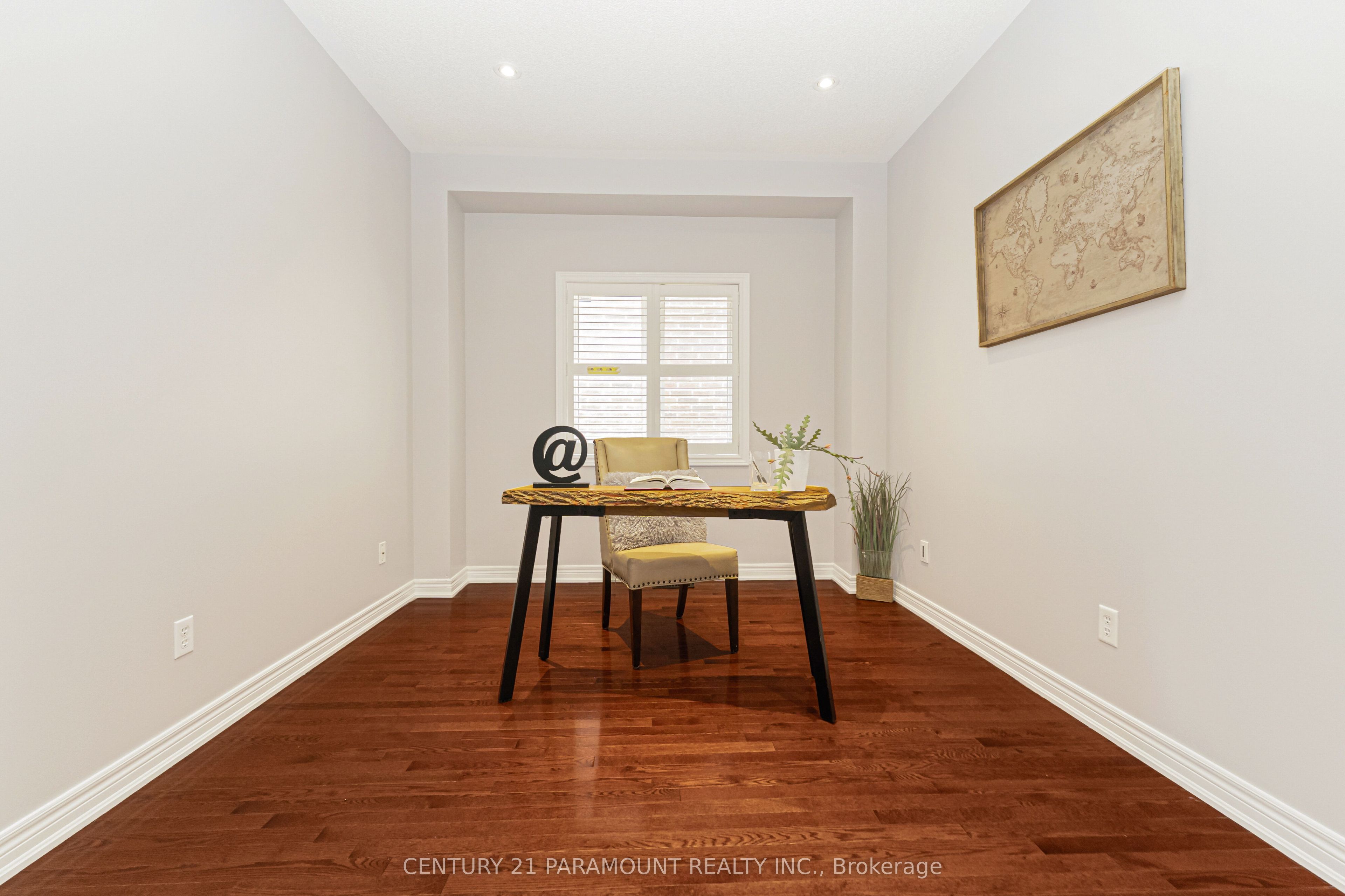 56 Dovehaven Crescent Property Photo 8