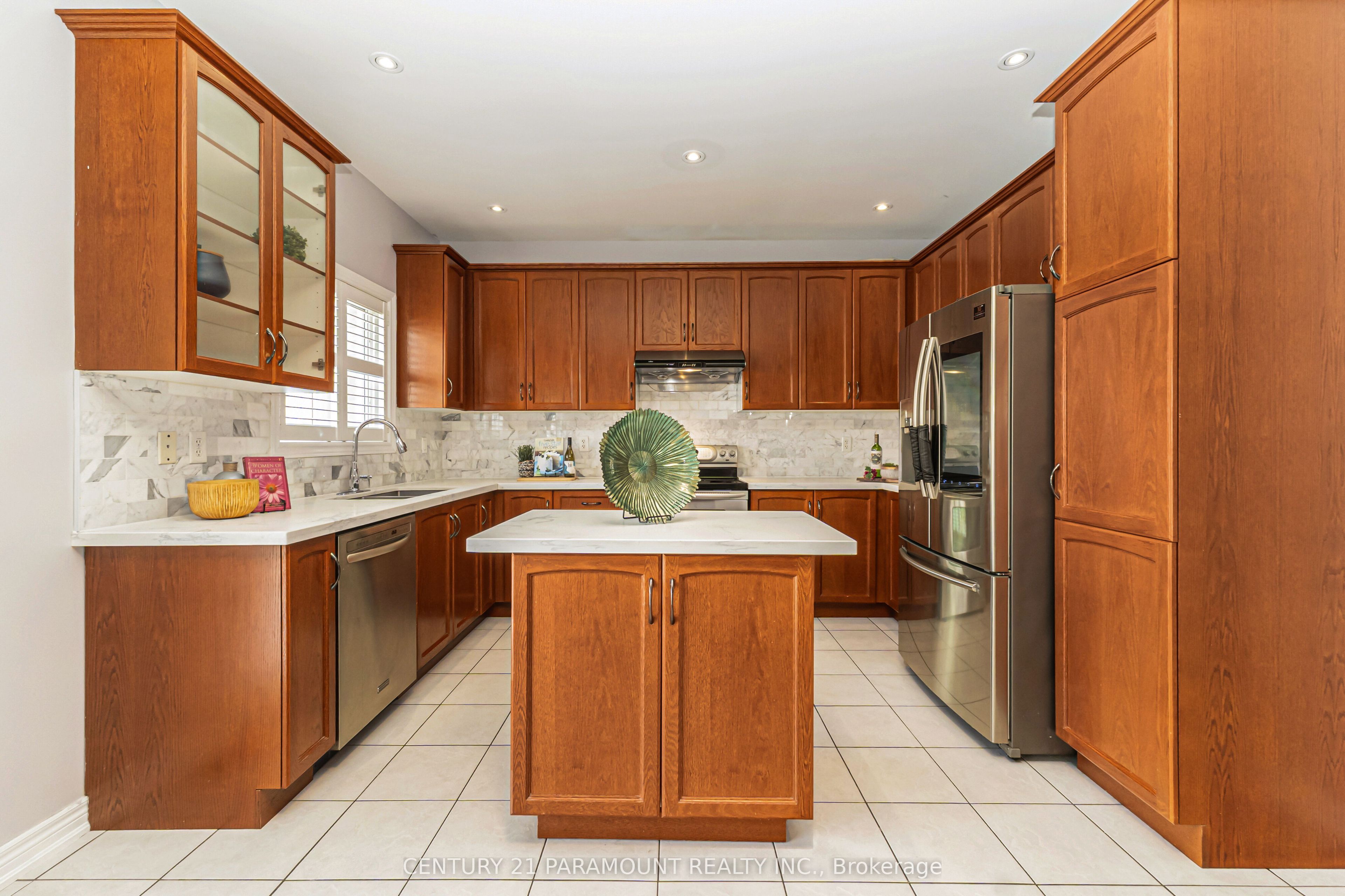 56 Dovehaven Crescent Property Photo 12