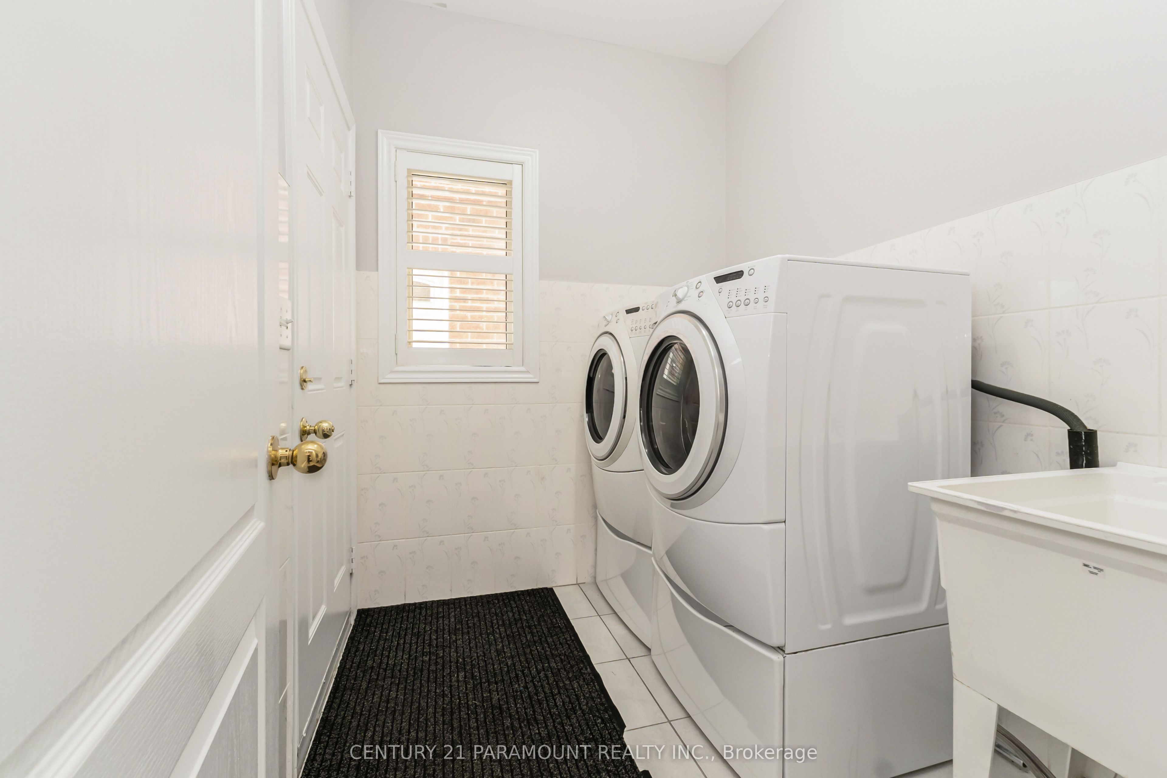 56 Dovehaven Crescent Property Photo 24