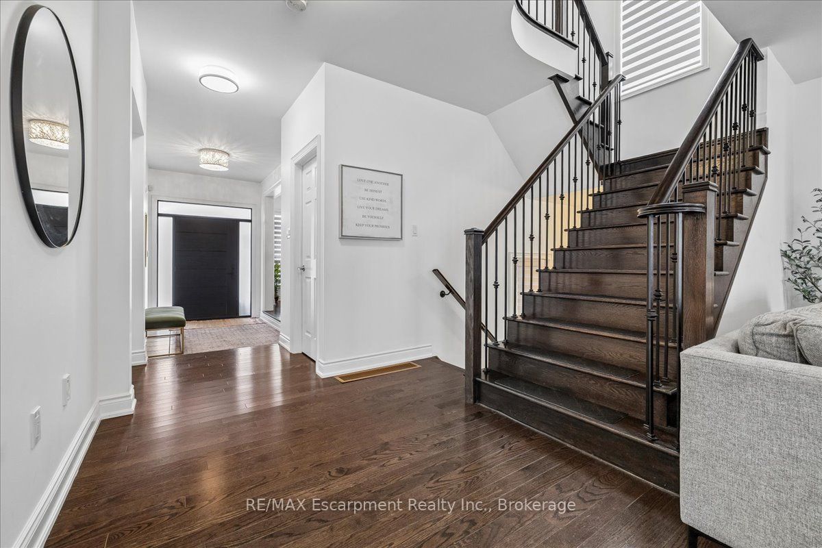 2400 Spring Meadow Way Property Photo 23