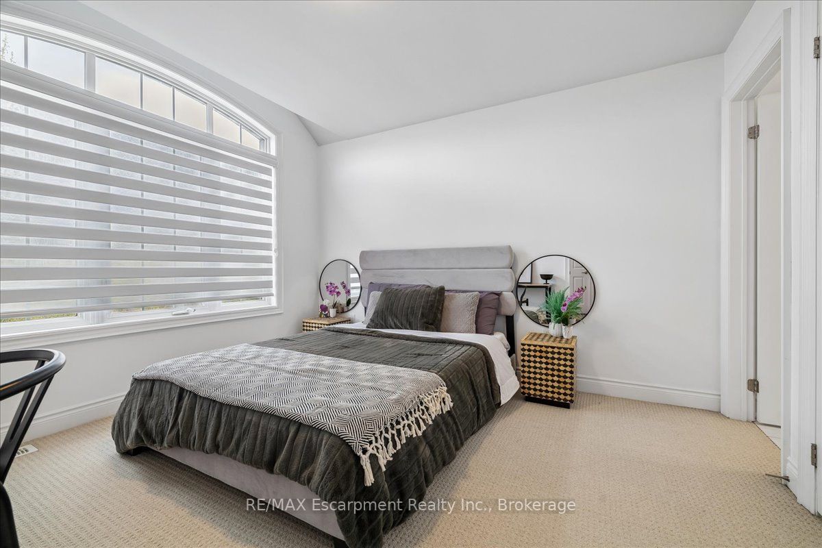 2400 Spring Meadow Way Property Photo 40