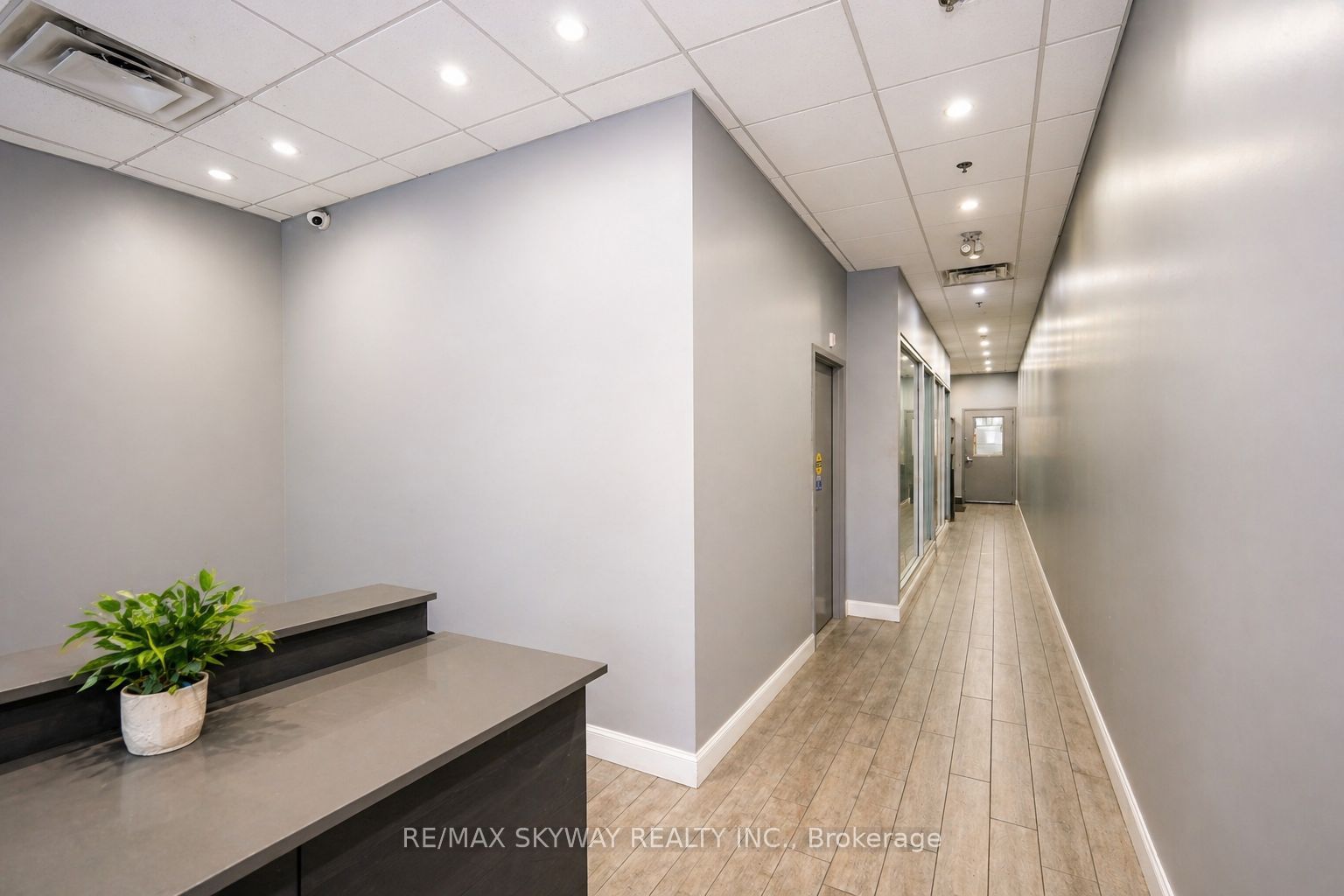 2070 Steeles Avenue E 20 Property Photo 10