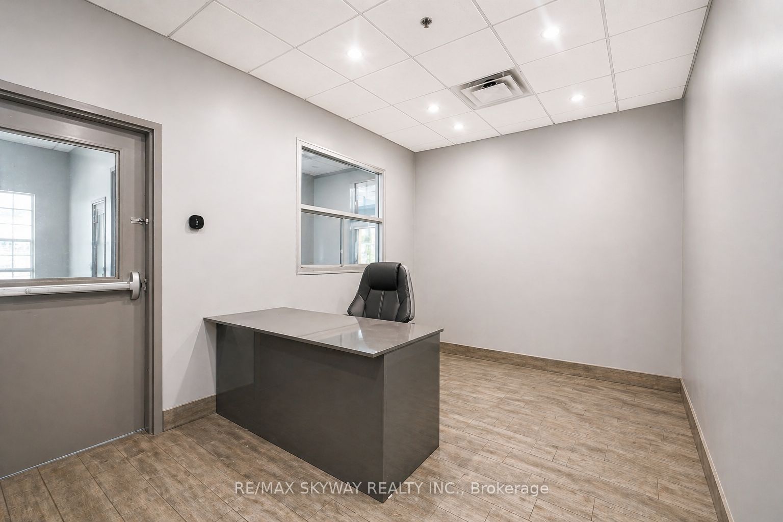 2070 Steeles Avenue E 20 Property Photo 11