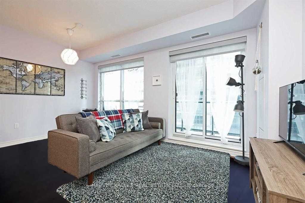 39 Annie Craig Drive 1518 Property Photo 6