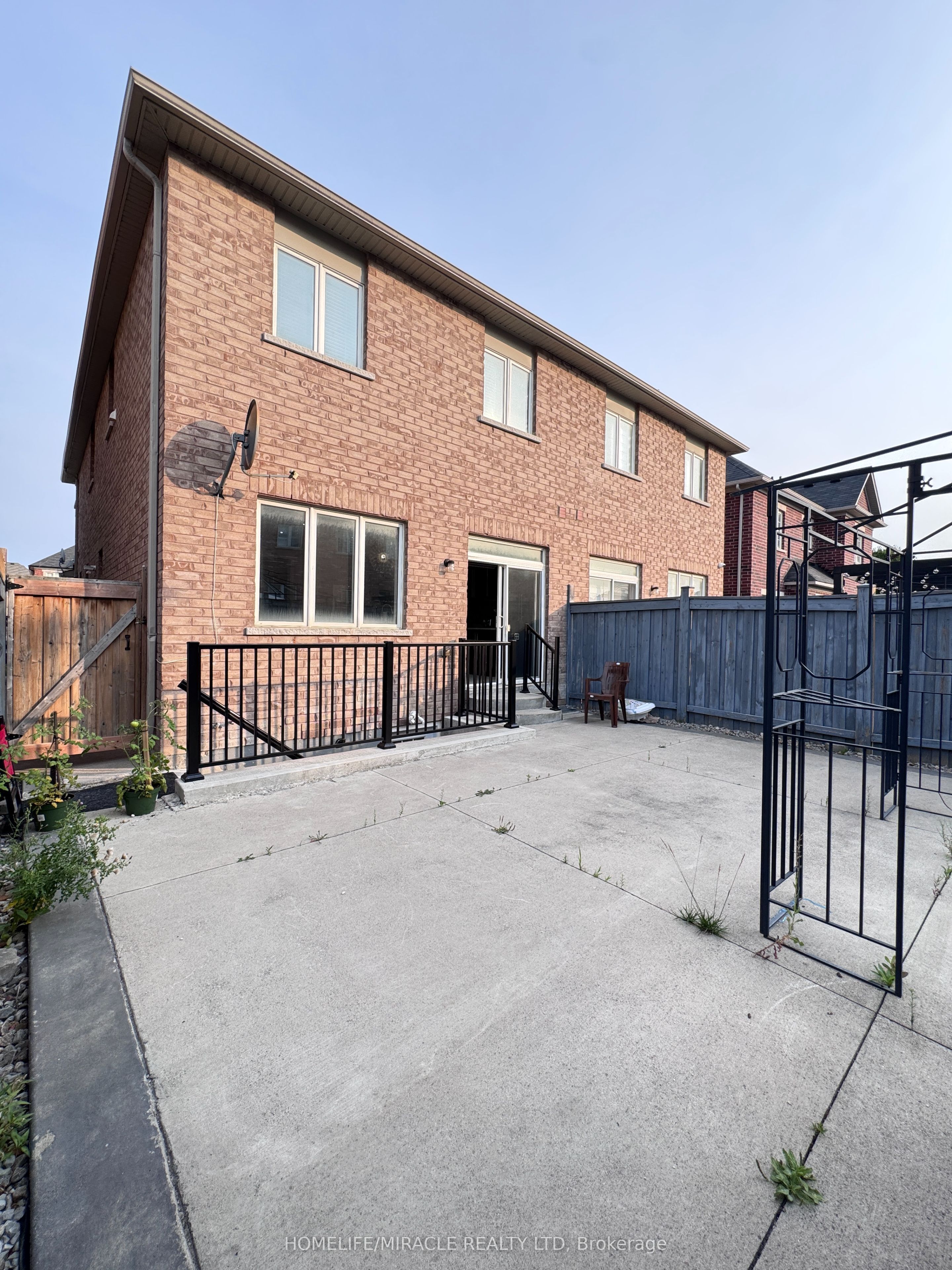 8 Altura Way Property Photo 26