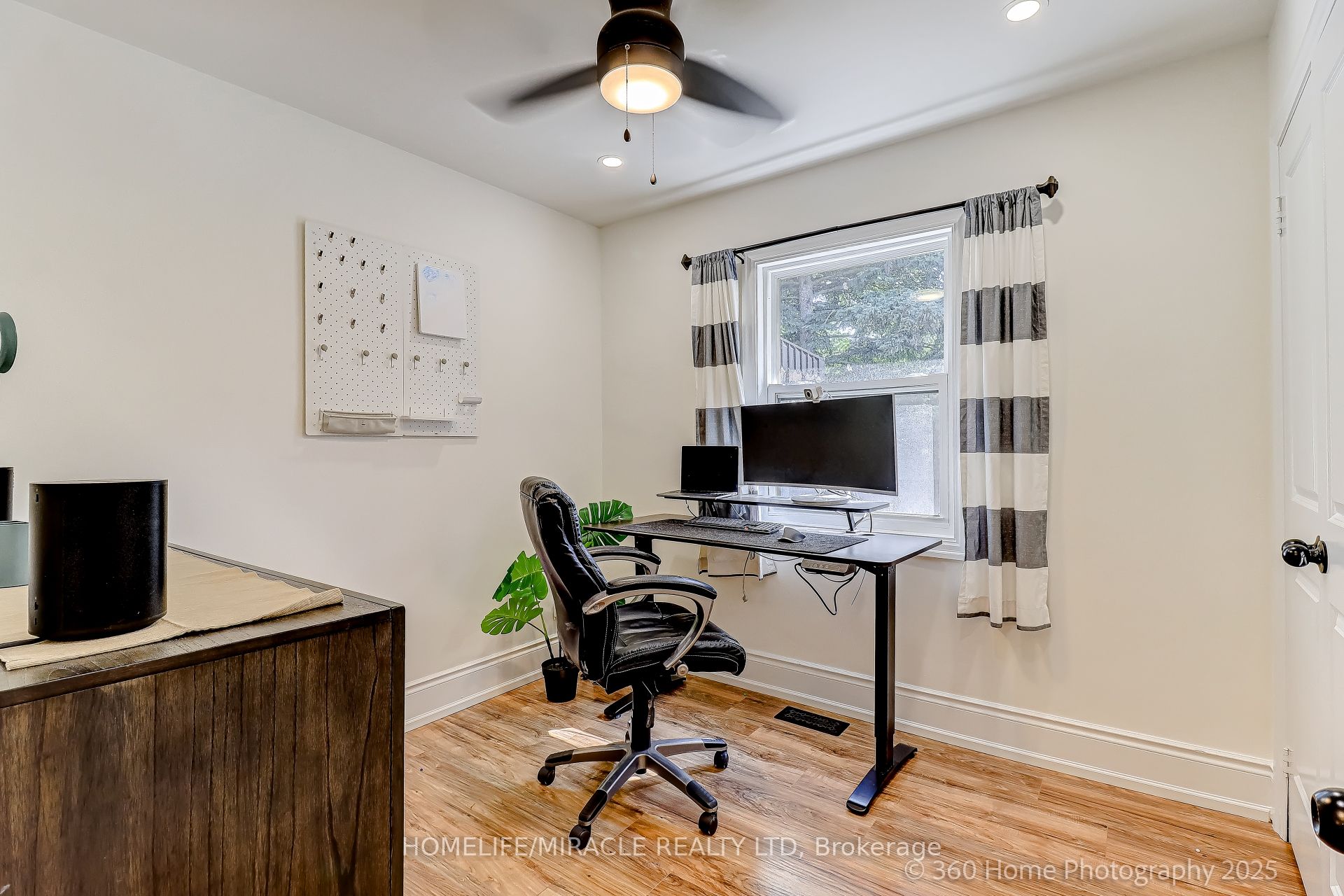568 Weir Avenue Property Photo 12