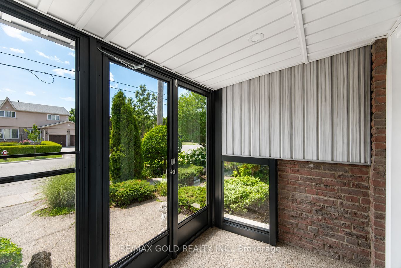 2395 Stillmeadow Road Property Photo 6