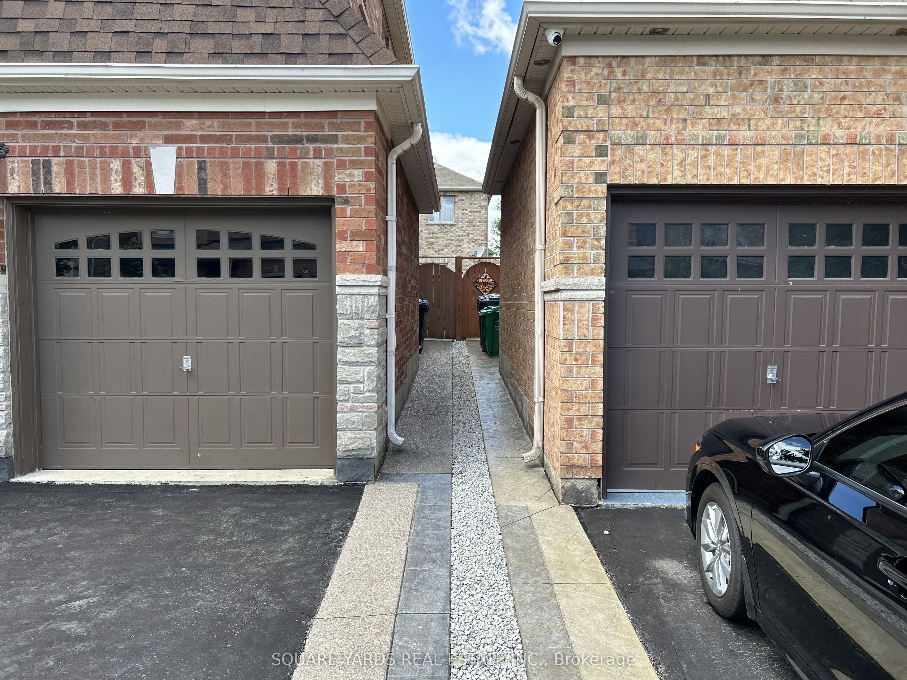 55 Bluffwood Crescent Property Photo 2