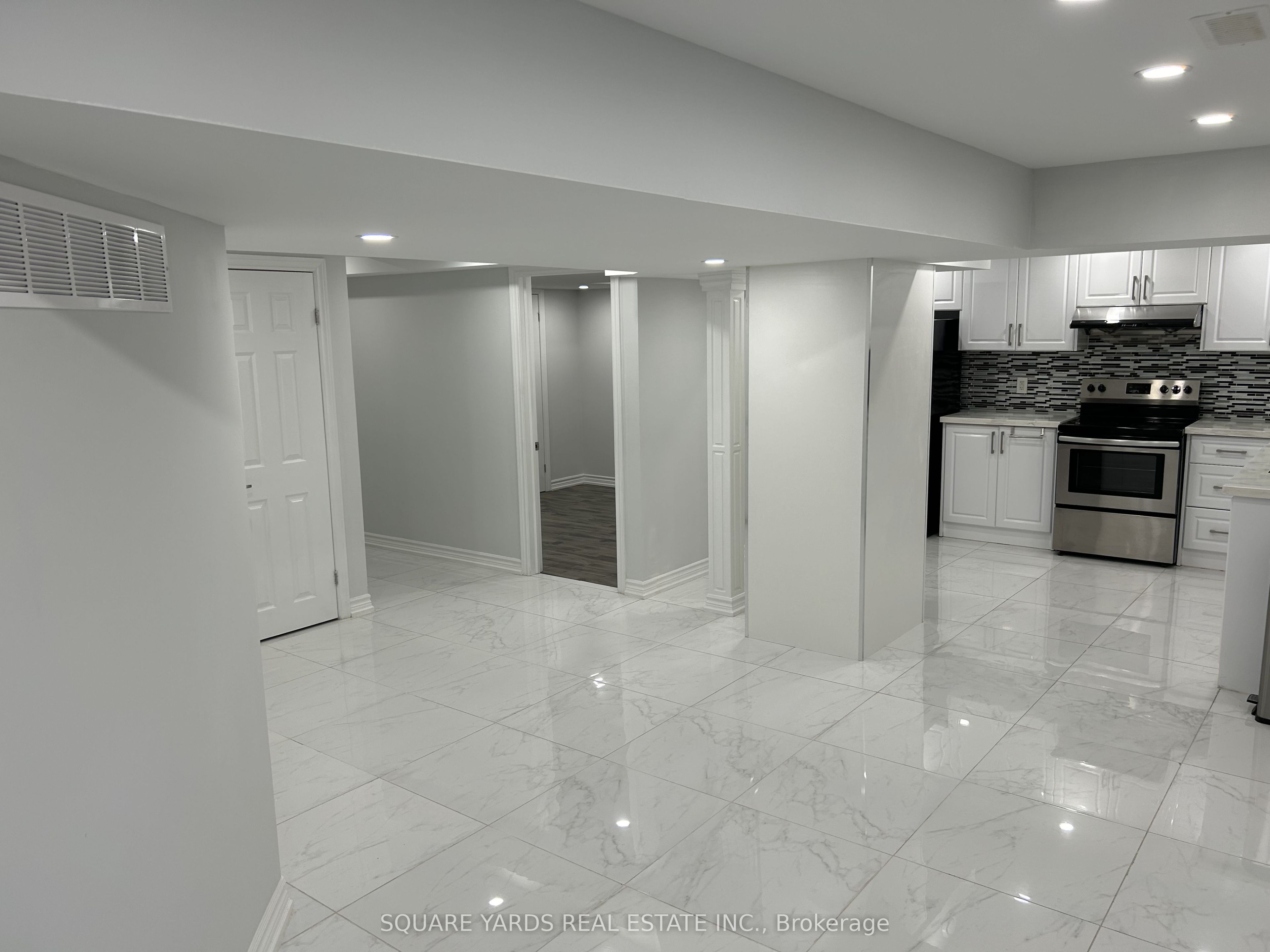 55 Bluffwood Crescent Property Photo 4