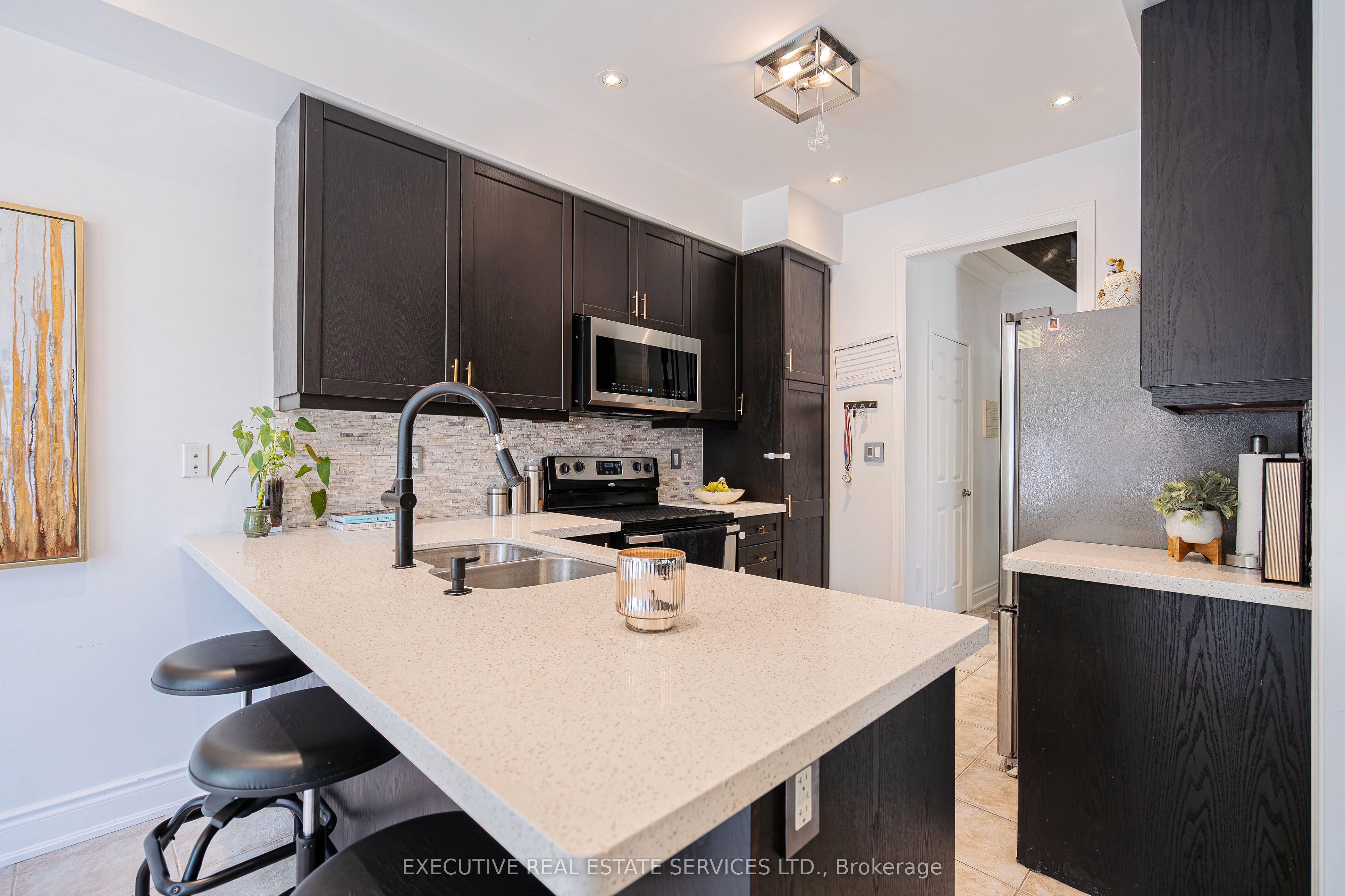 2 Nectarlane Avenue Property Photo 13