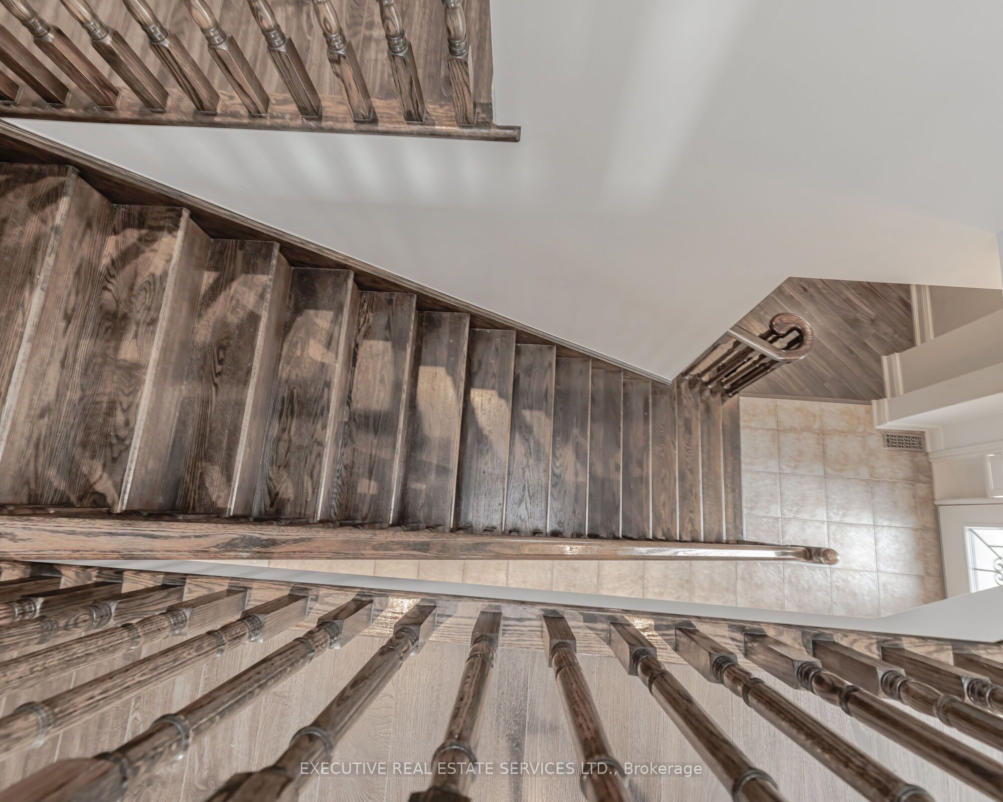 2 Nectarlane Avenue Property Photo 15