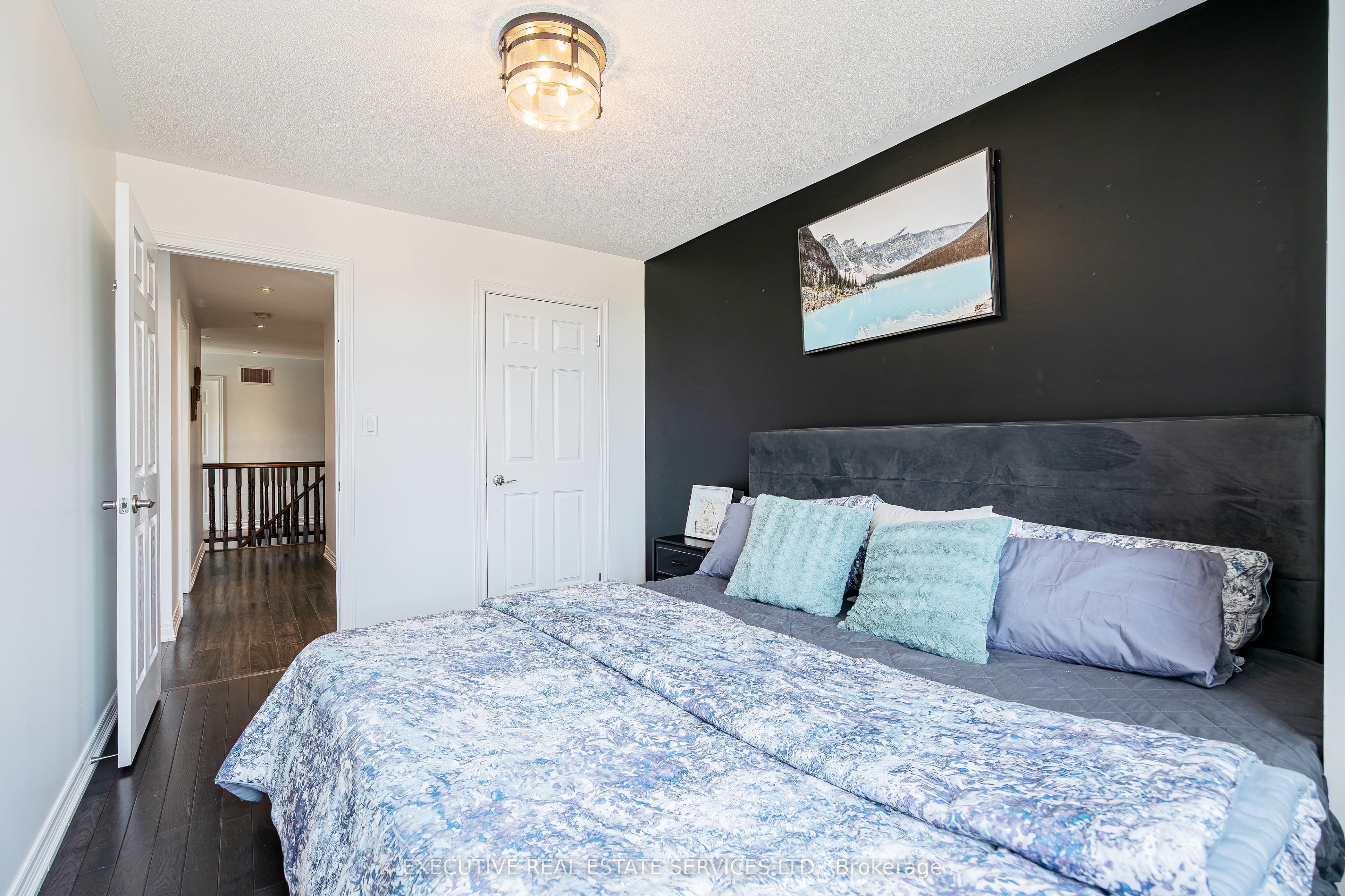 2 Nectarlane Avenue Property Photo 24