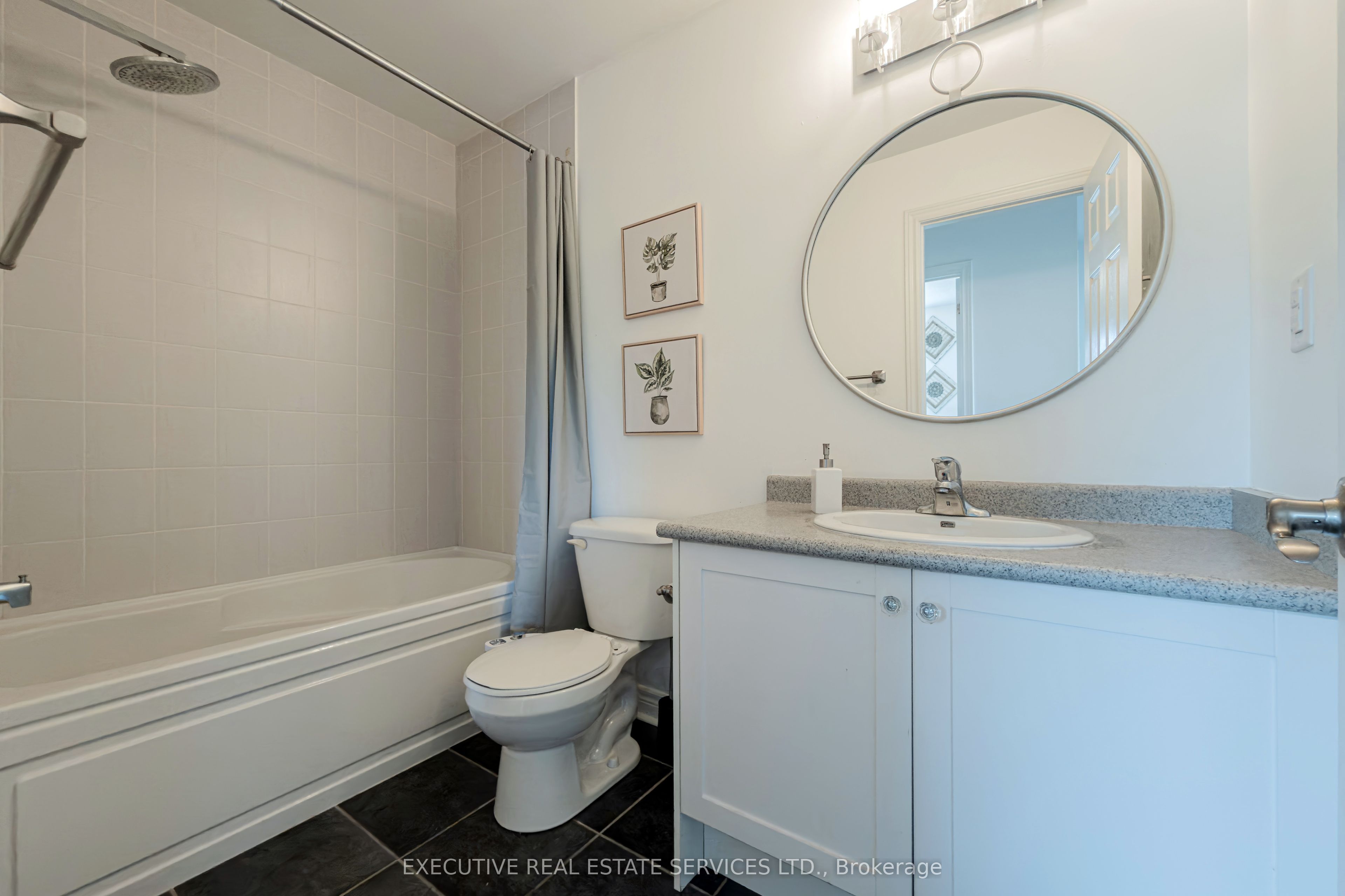 2 Nectarlane Avenue Property Photo 26