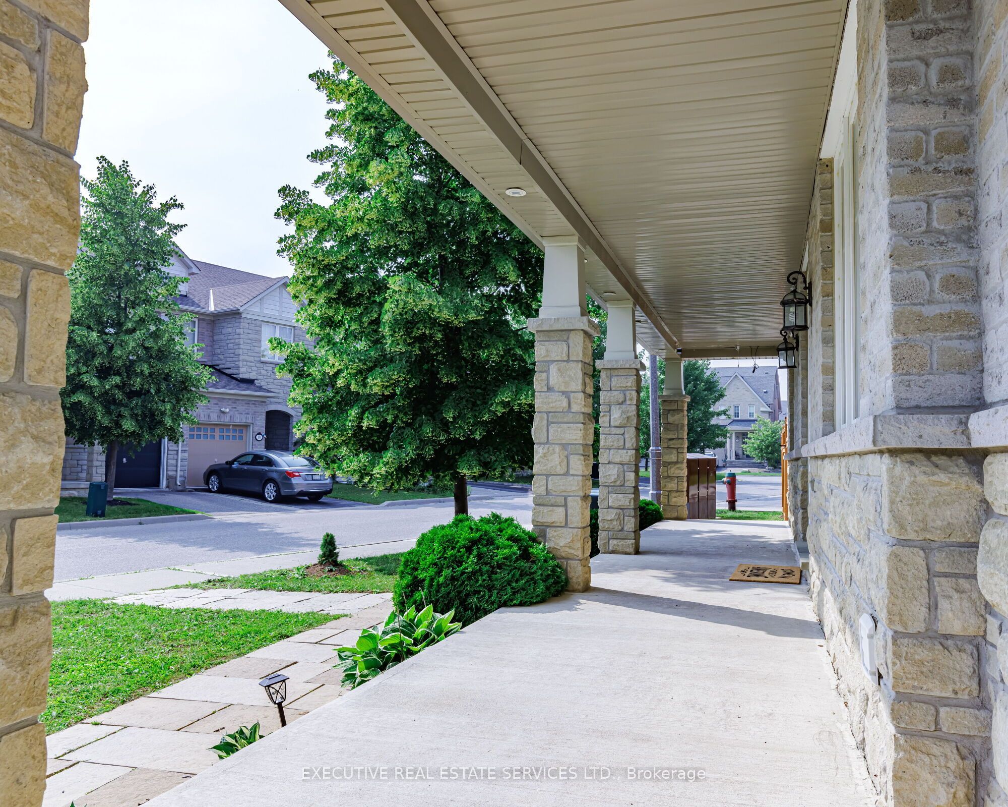 2 Nectarlane Avenue Property Photo 38