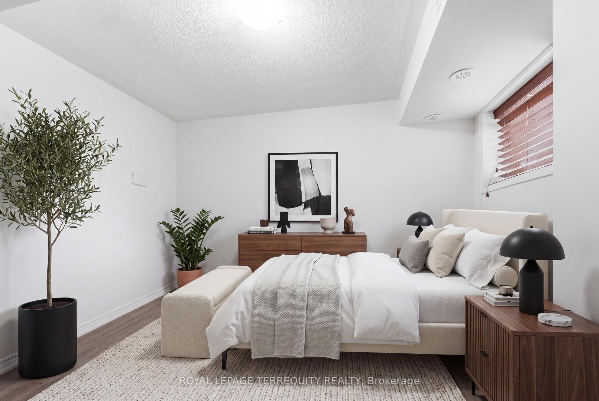 141 Isaac Devins Boulevard 3 Property Photo 10