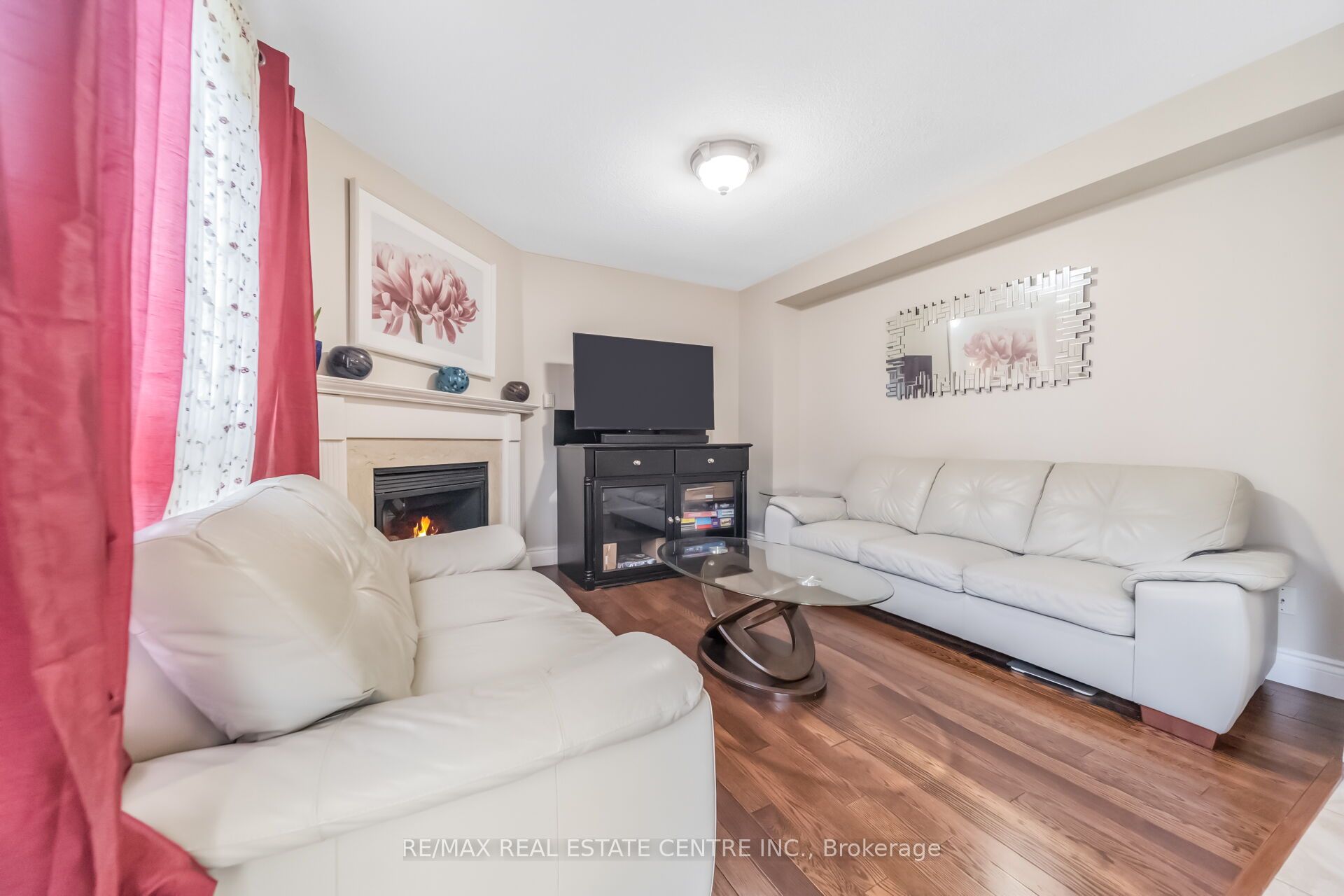 69 Crown Victoria Drive Property Photo 13