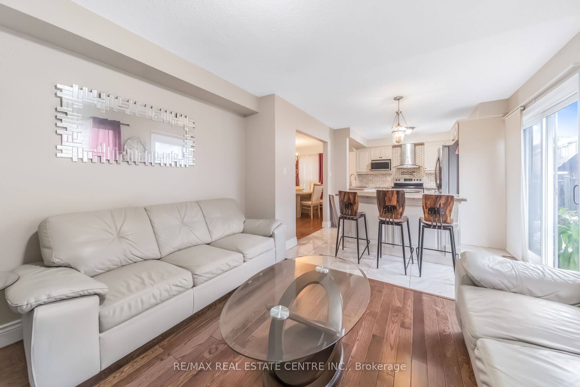 69 Crown Victoria Drive Property Photo 14