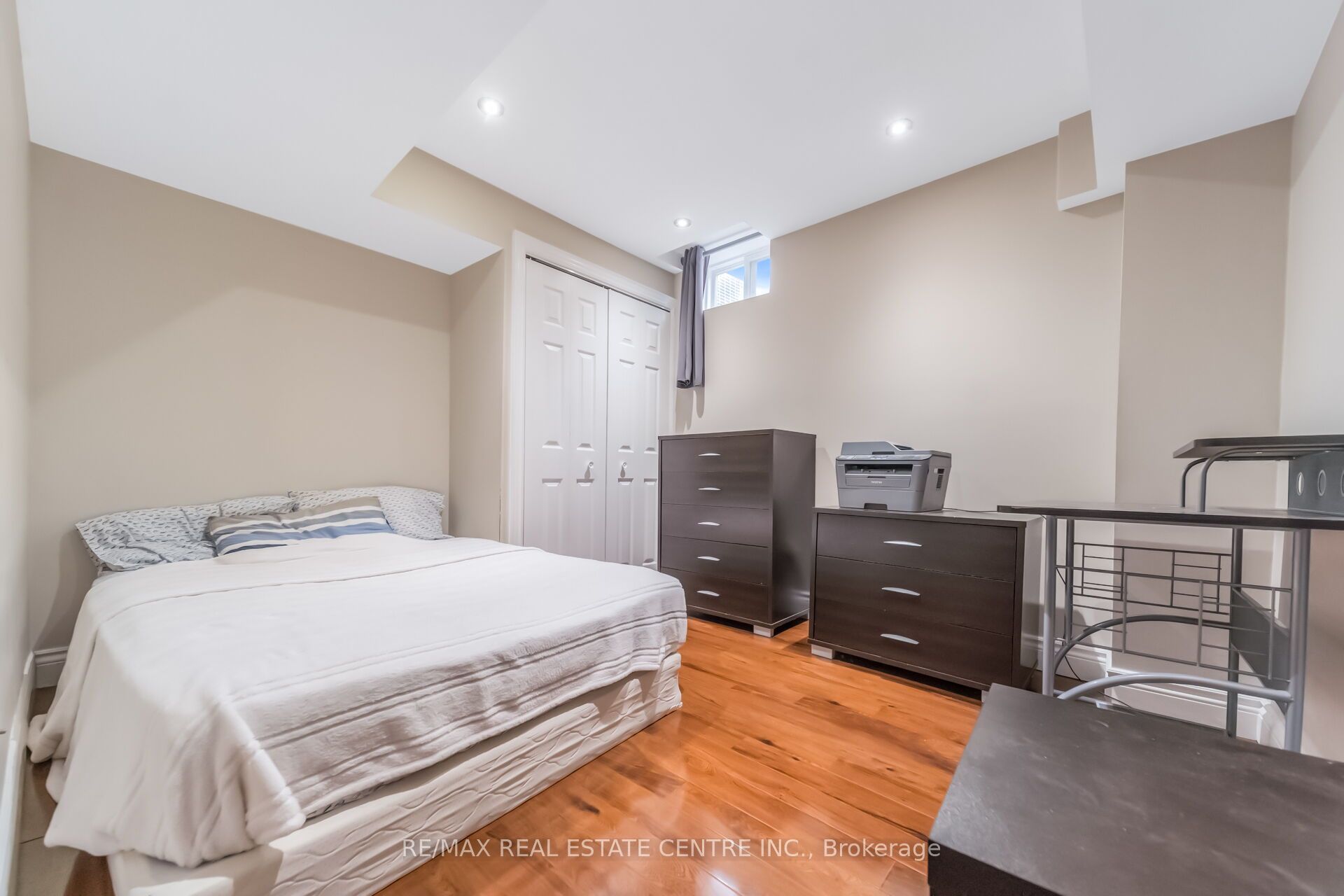 69 Crown Victoria Drive Property Photo 48