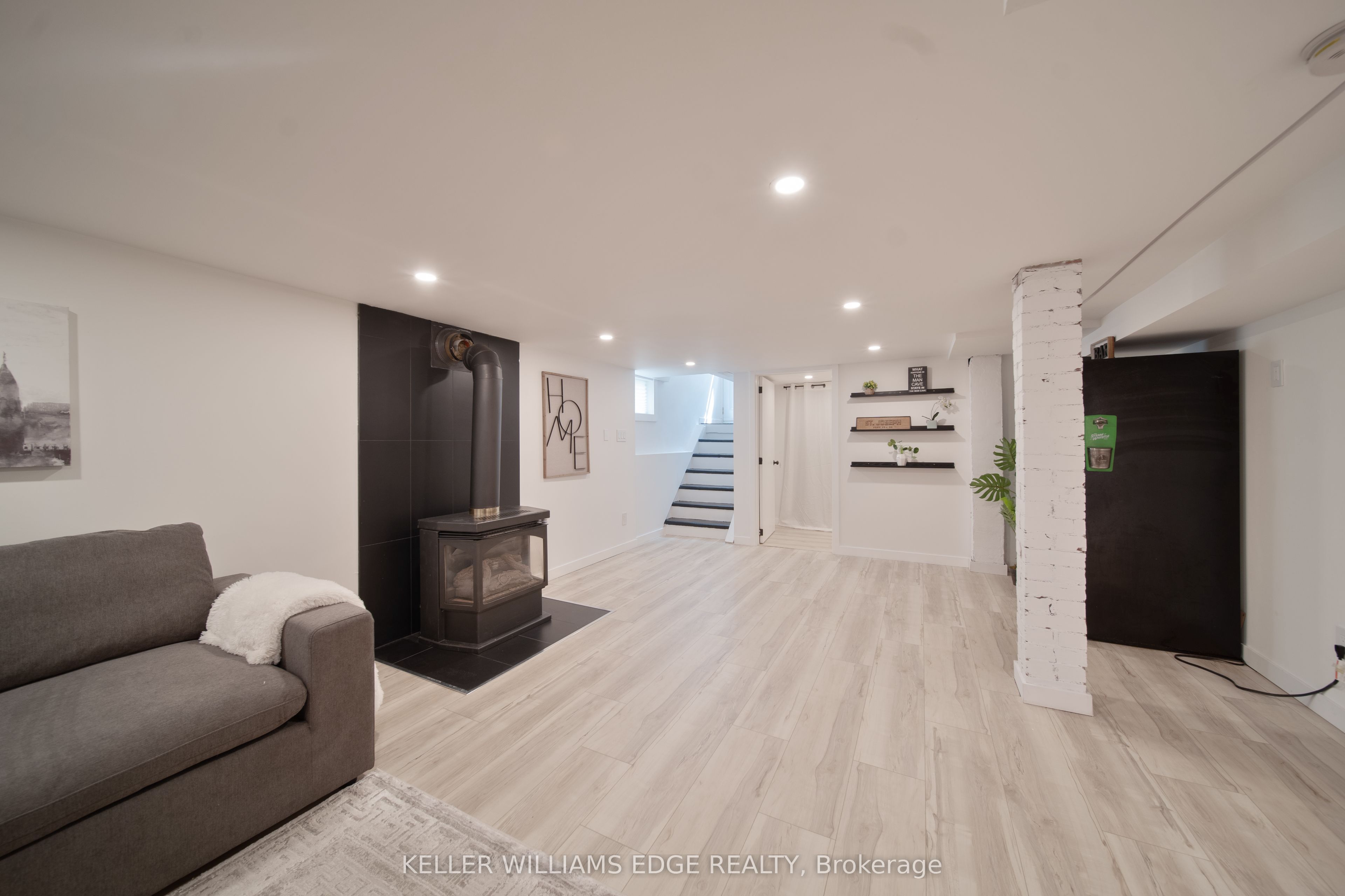 234 Arthur Street Property Photo 29