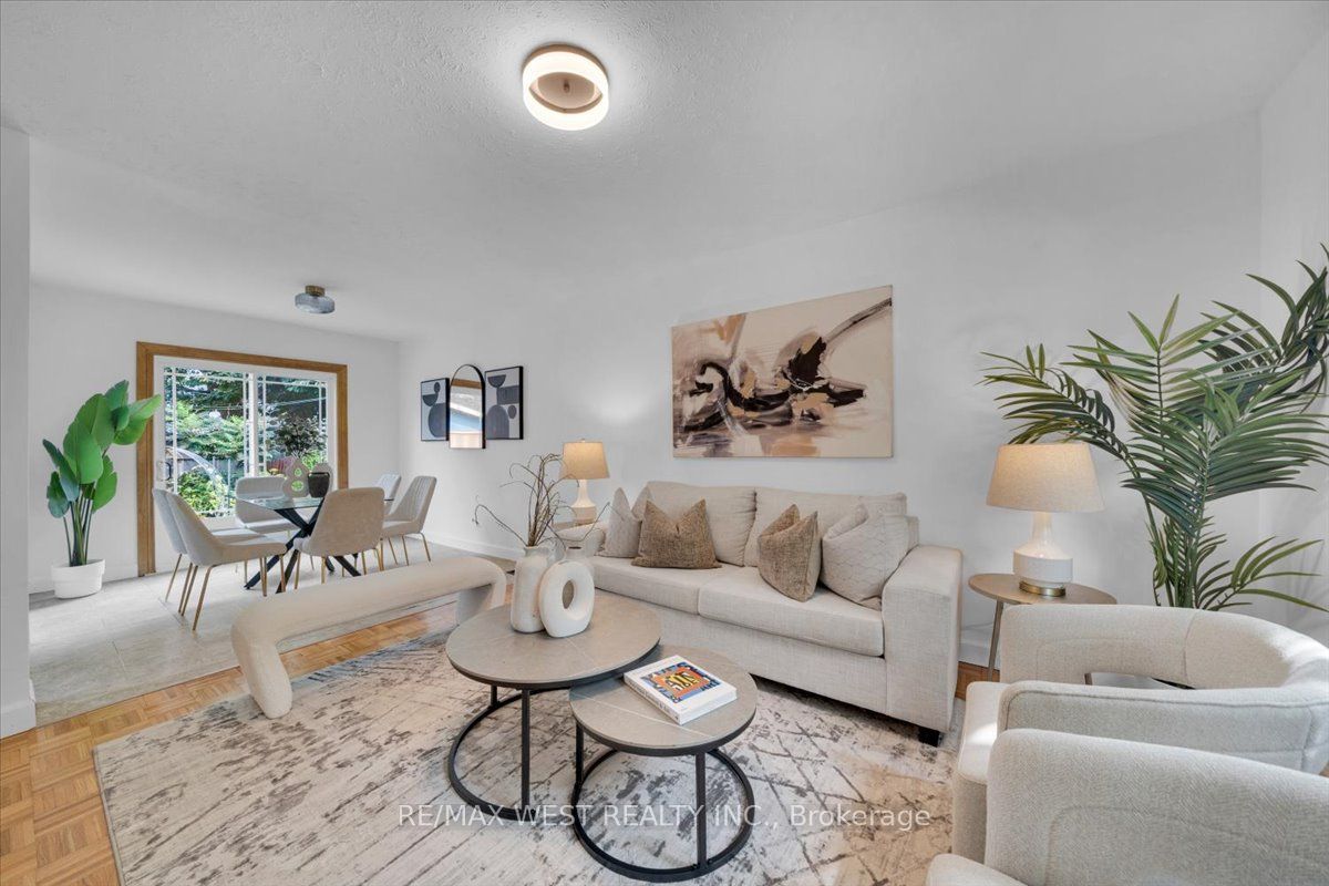 73 Seventeenth Street Property Photo 4
