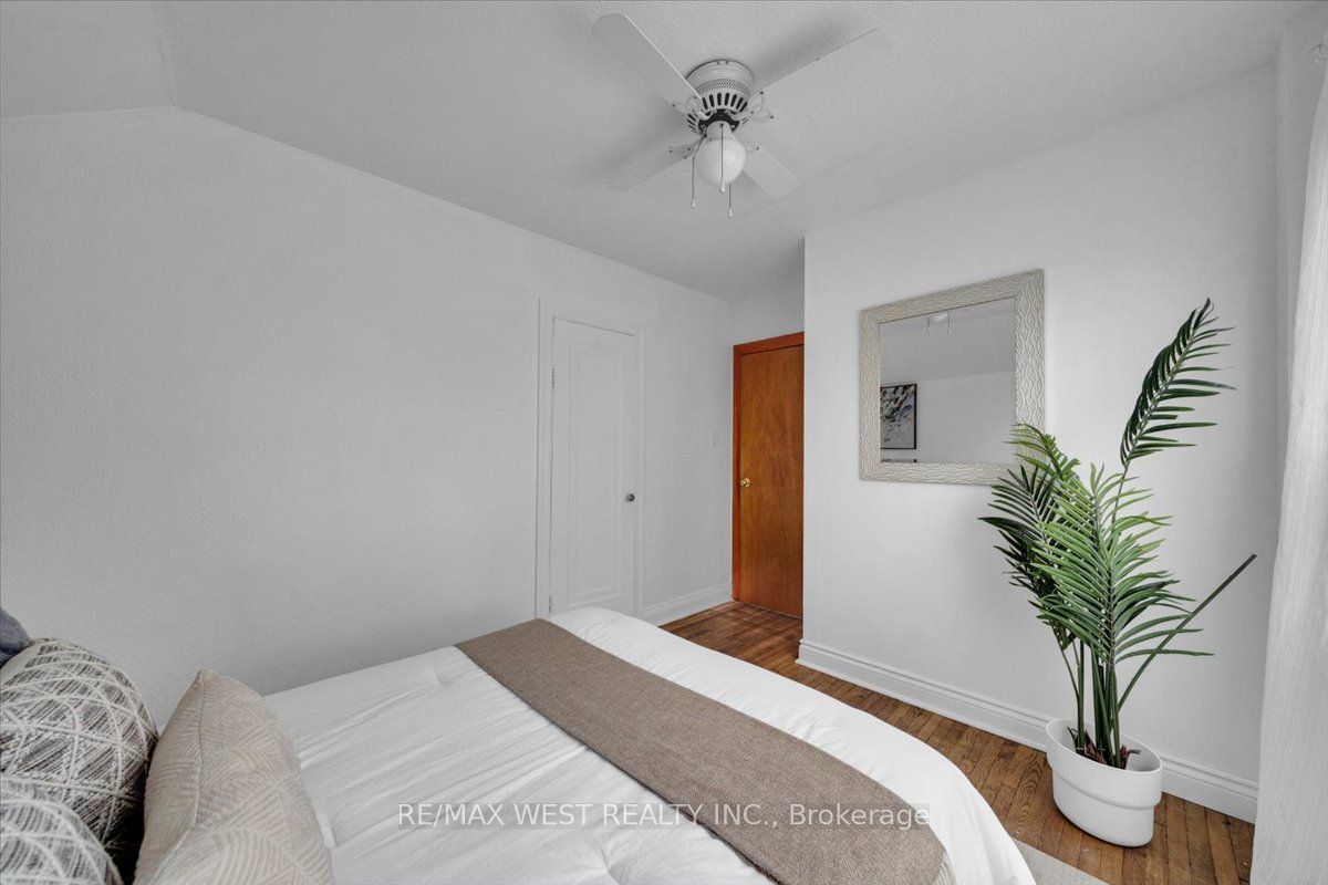 73 Seventeenth Street Property Photo 16
